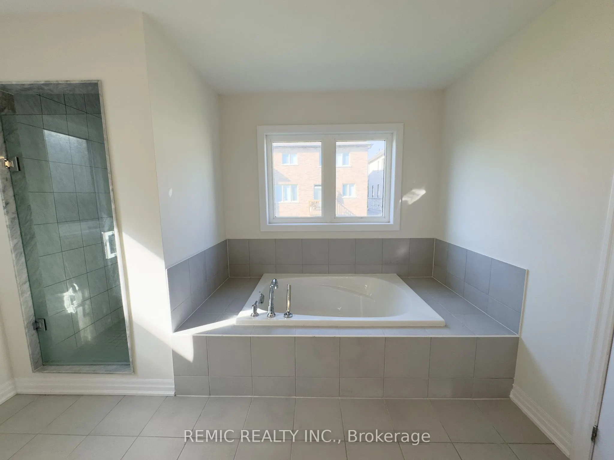 242 Flood Avenue