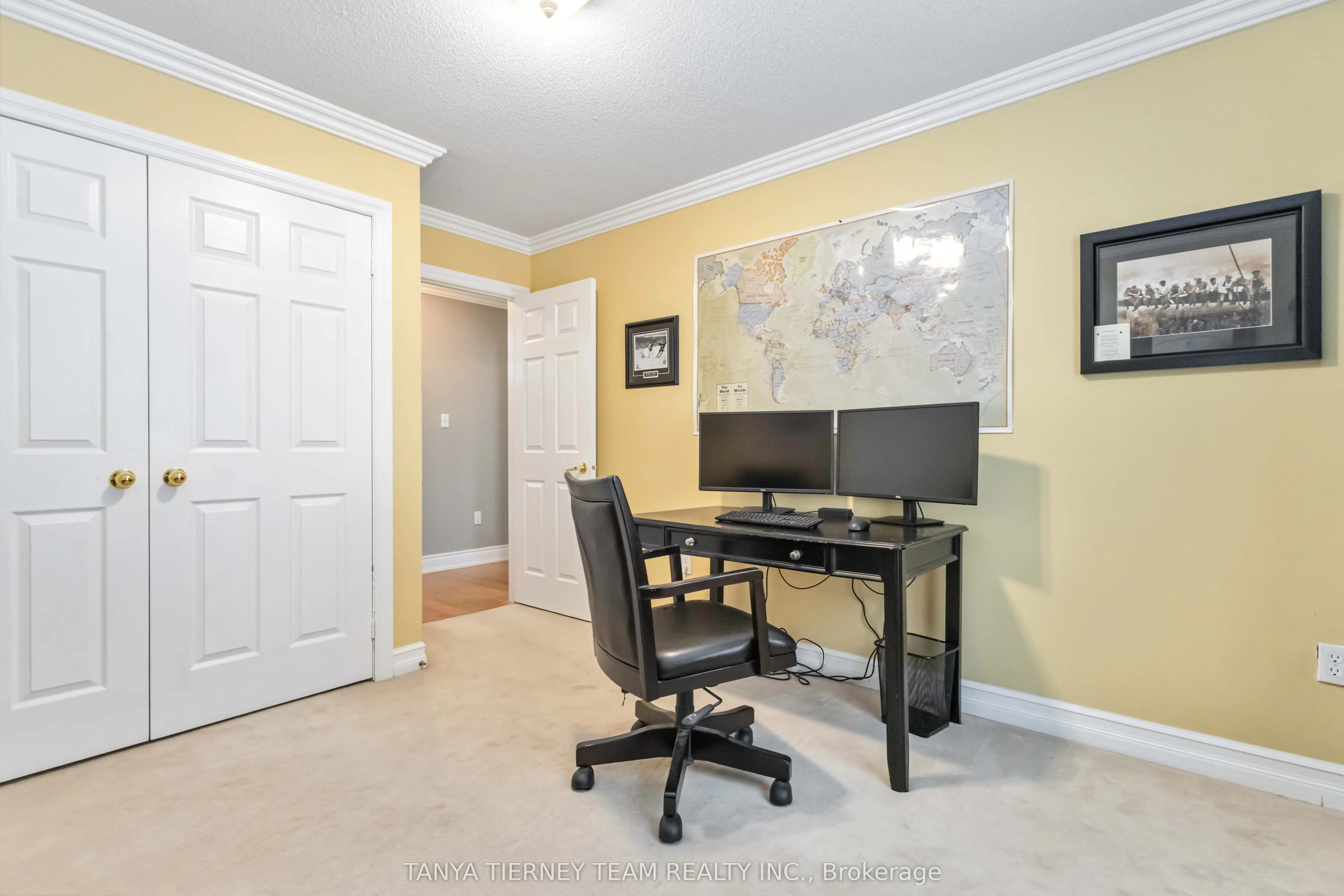 11 Claridge Crescent