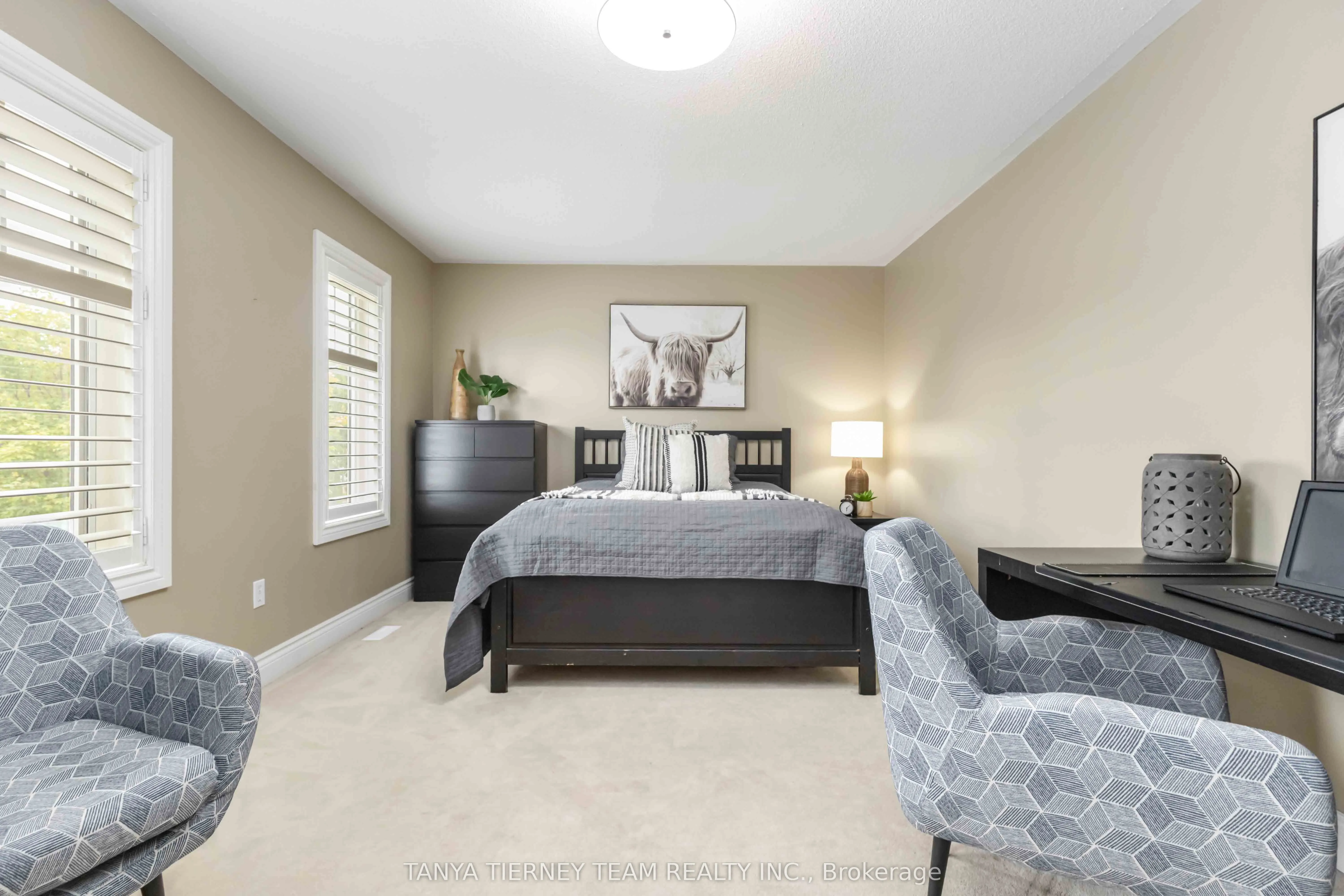 11 Claridge Crescent