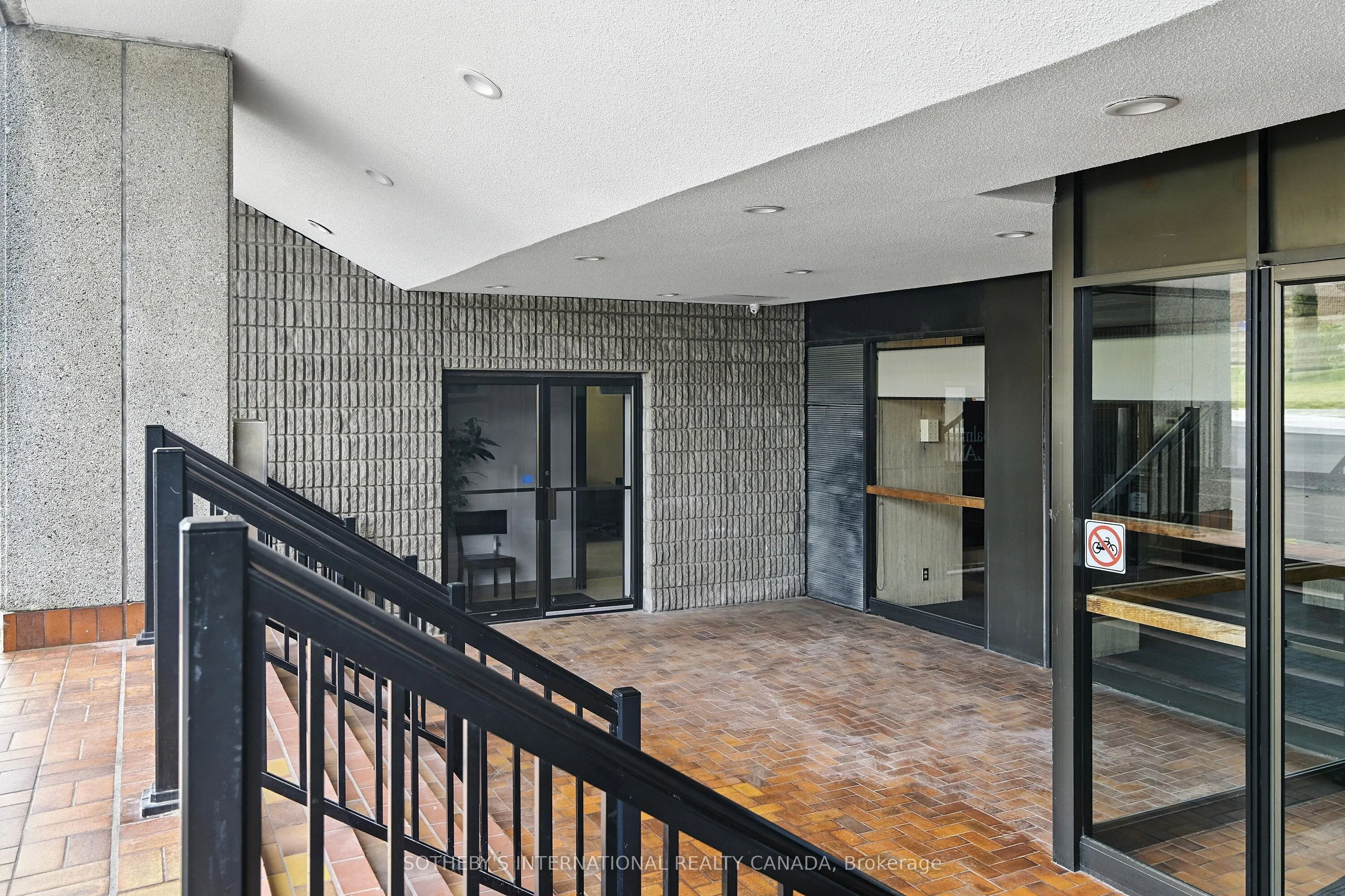 50 Richmond Street E, #101
