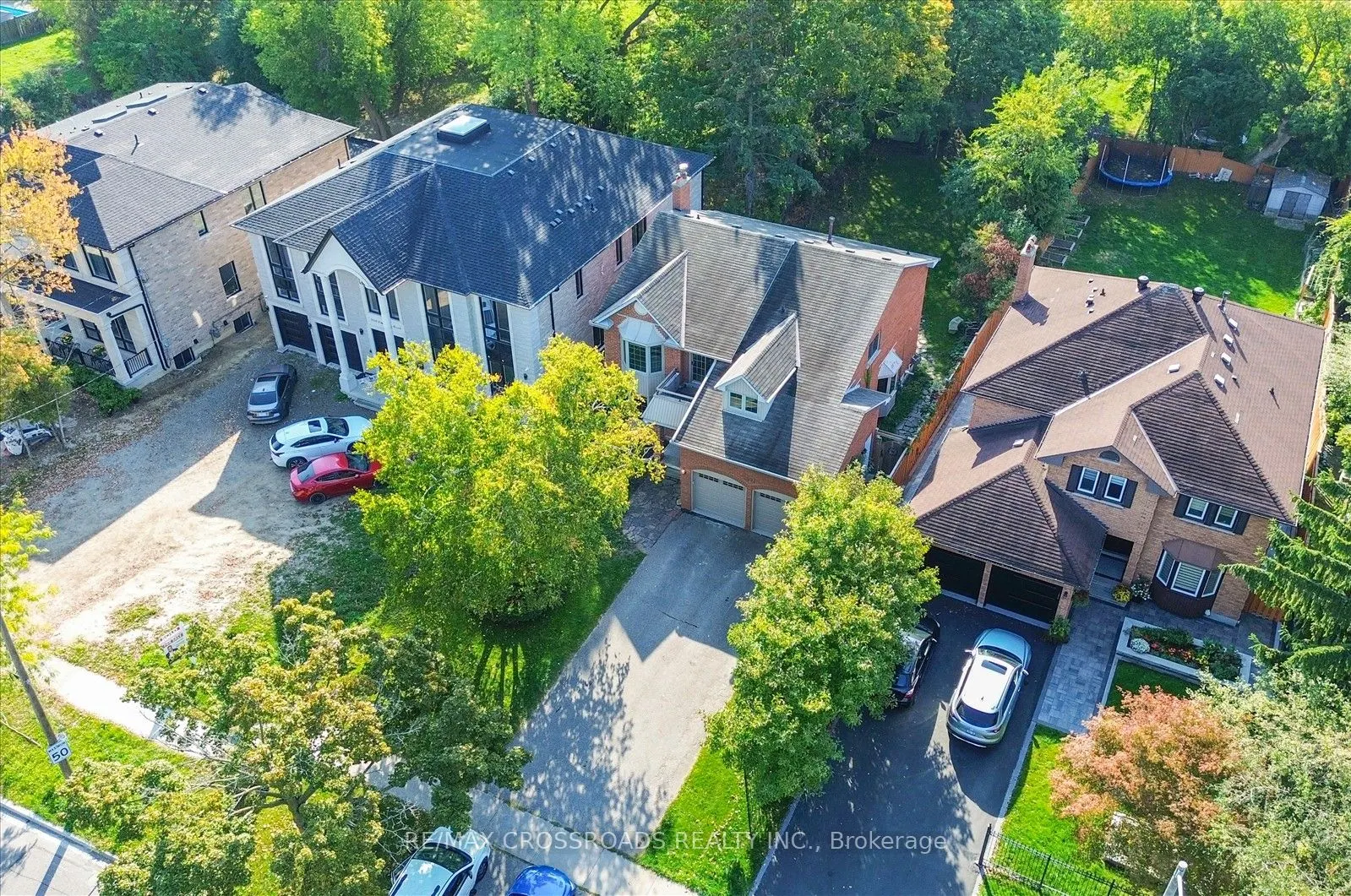 3993 Ellesmere Road