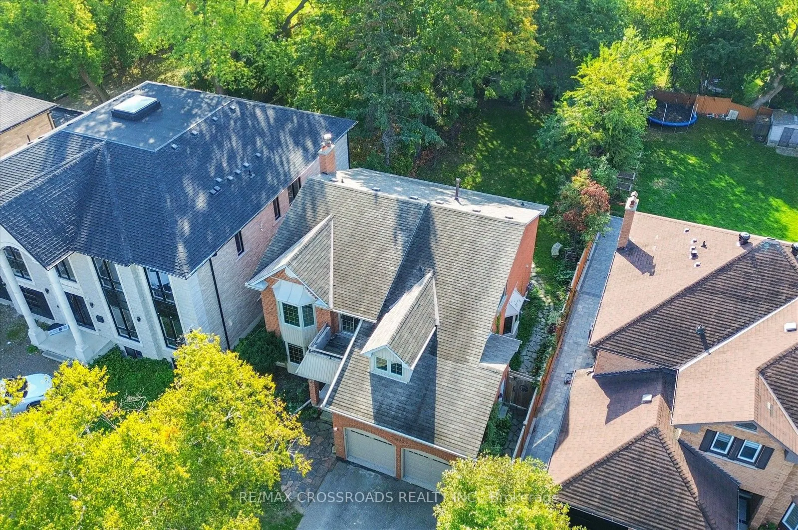 3993 Ellesmere Road