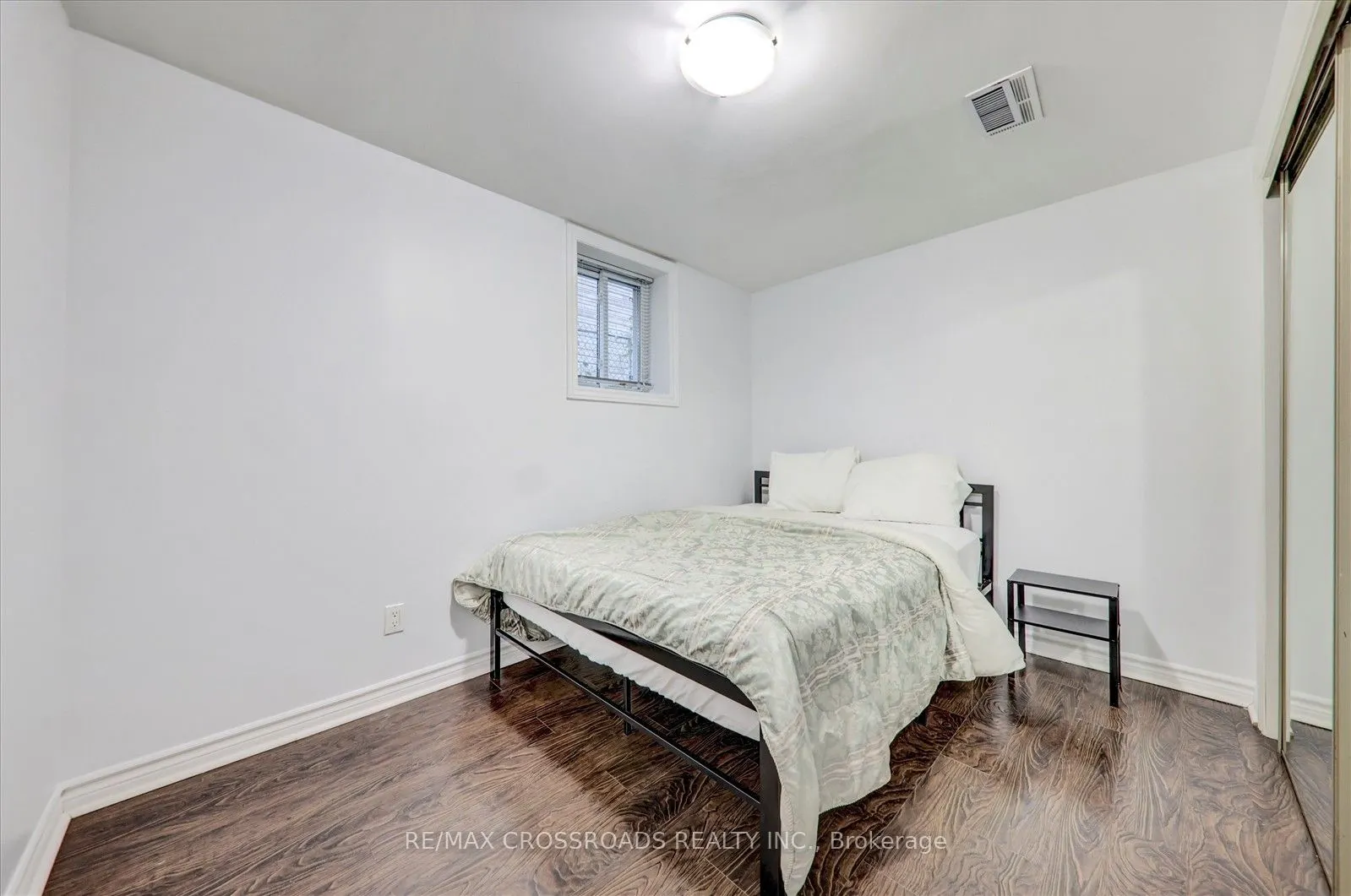 3993 Ellesmere Road