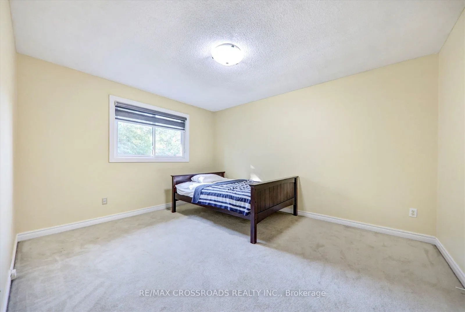 3993 Ellesmere Road