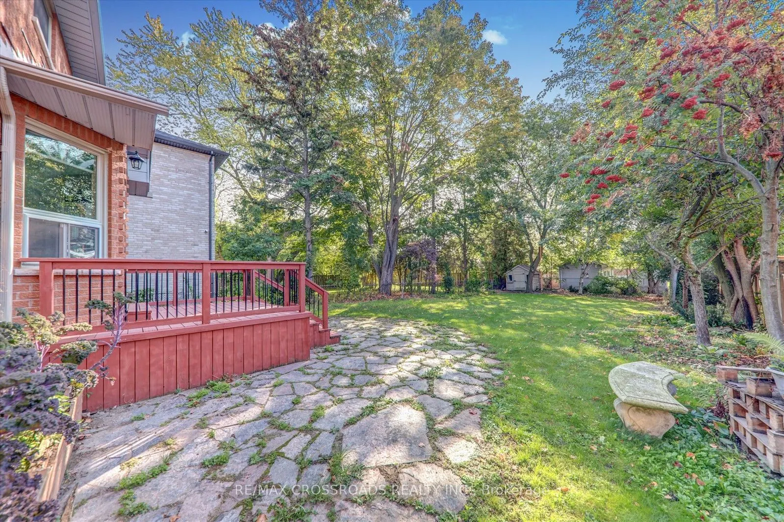 3993 Ellesmere Road
