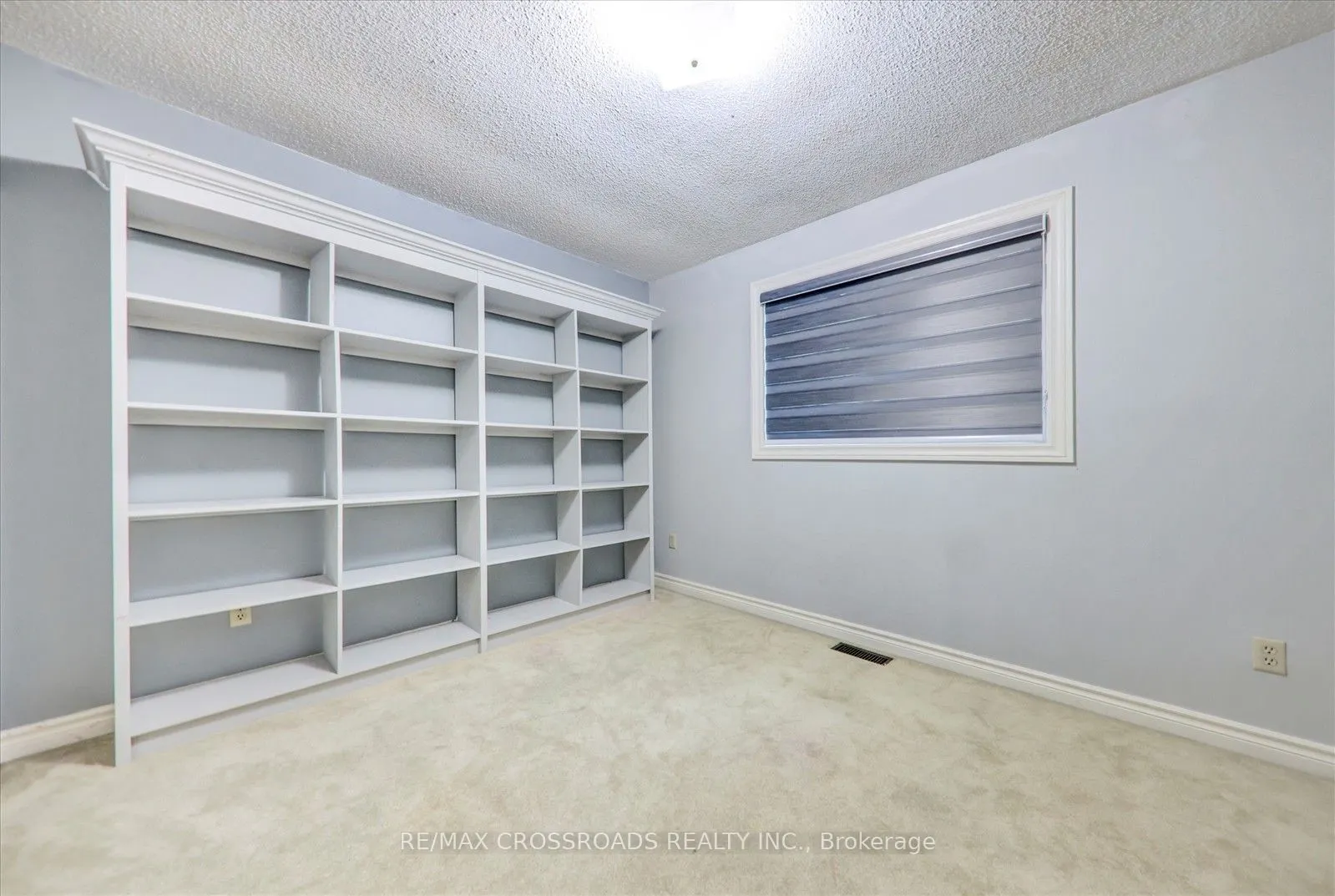 3993 Ellesmere Road
