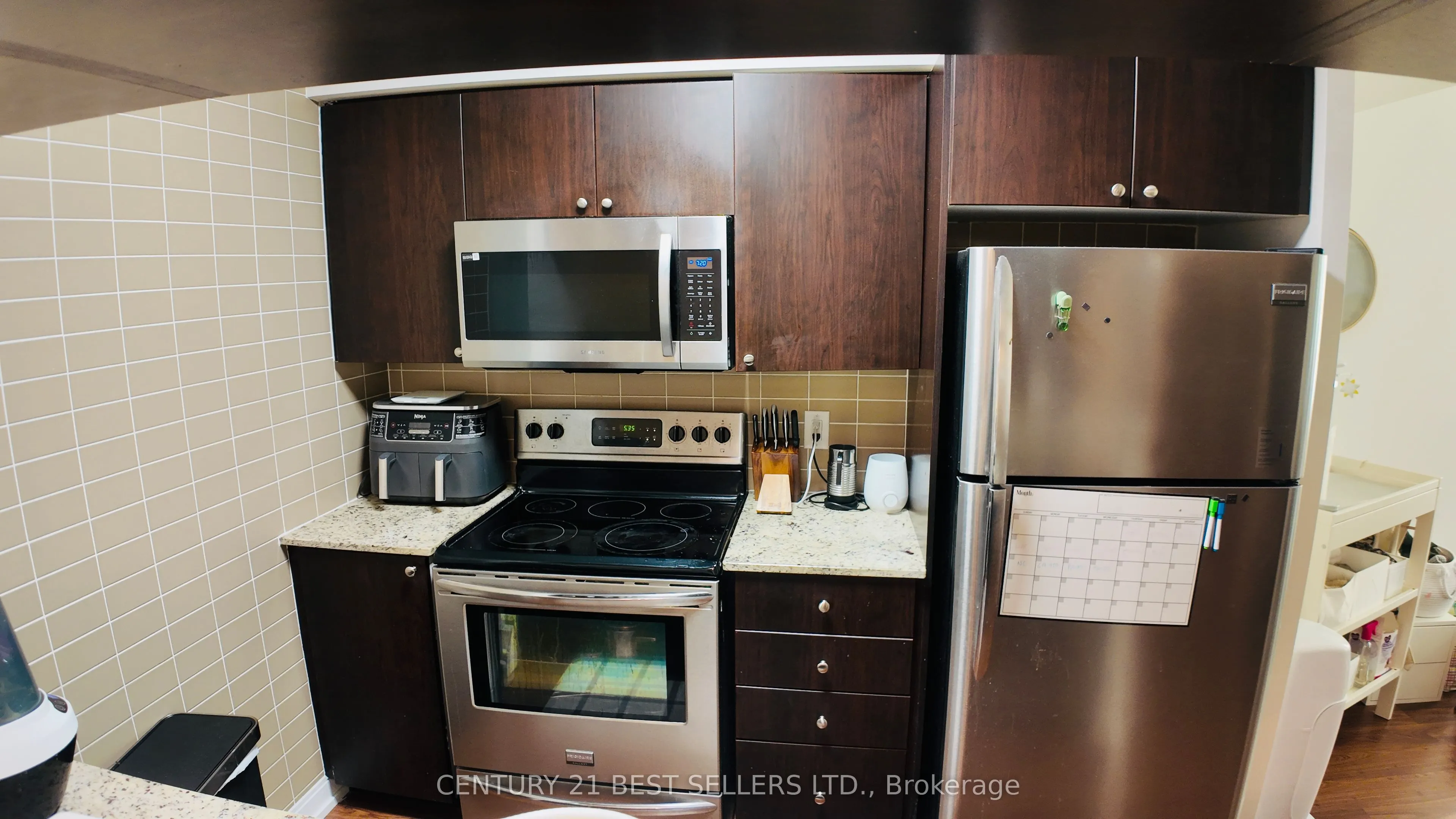 151 Village Green Square, #2507