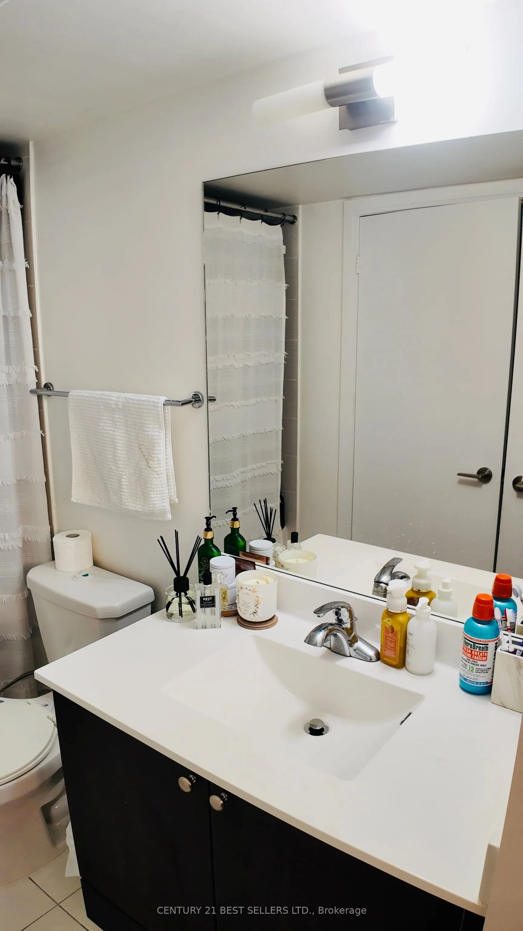 151 Village Green Square, #2507