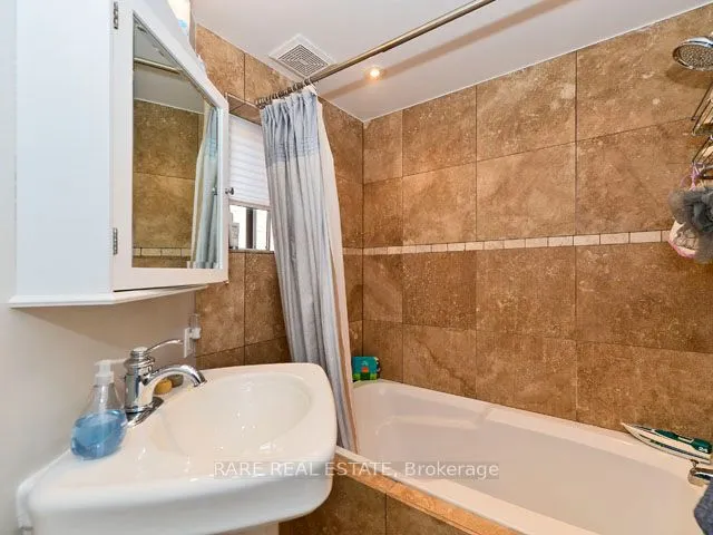 318 Riverdale Avenue