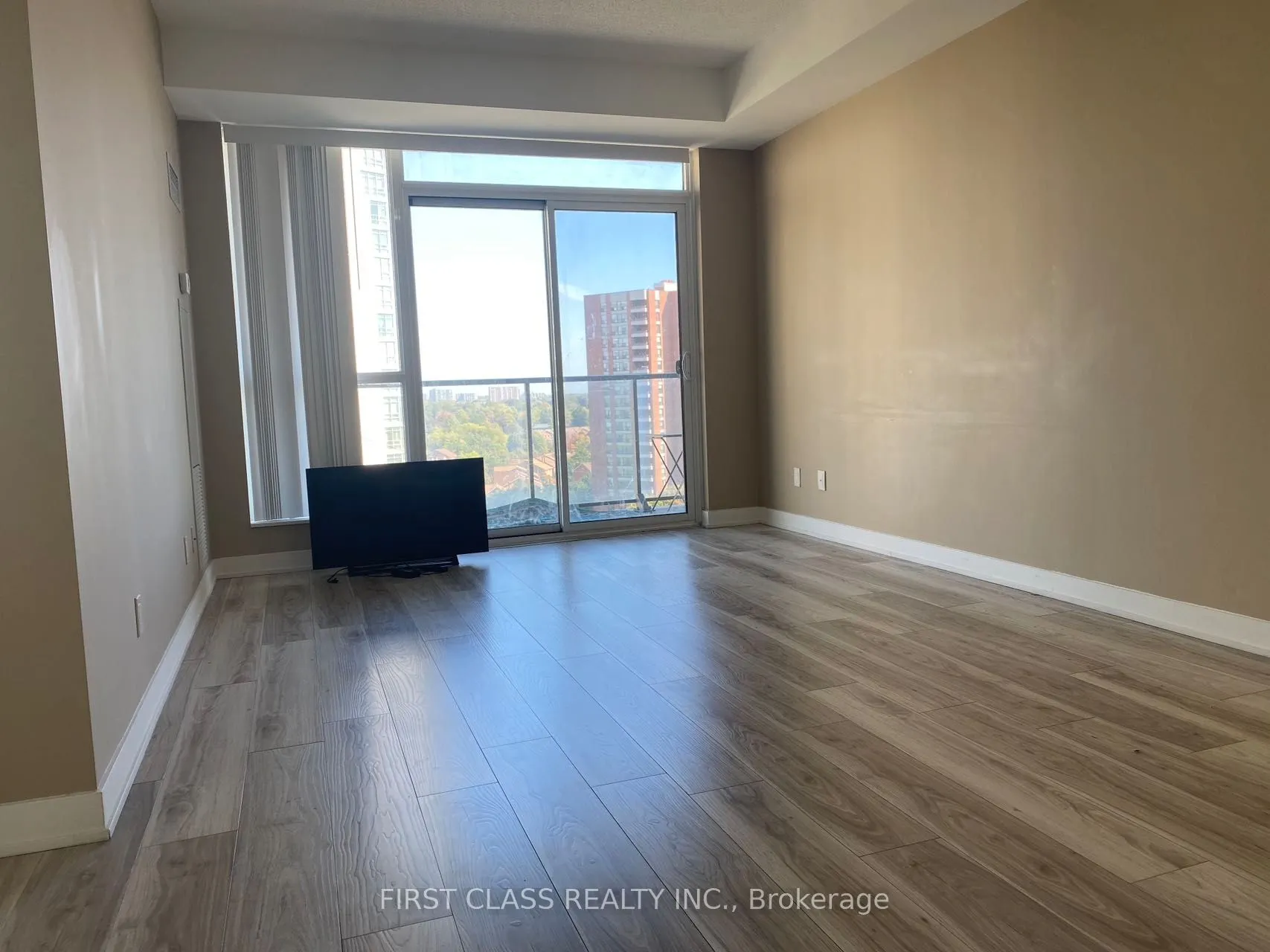 195 Bonis Avenue, #1107