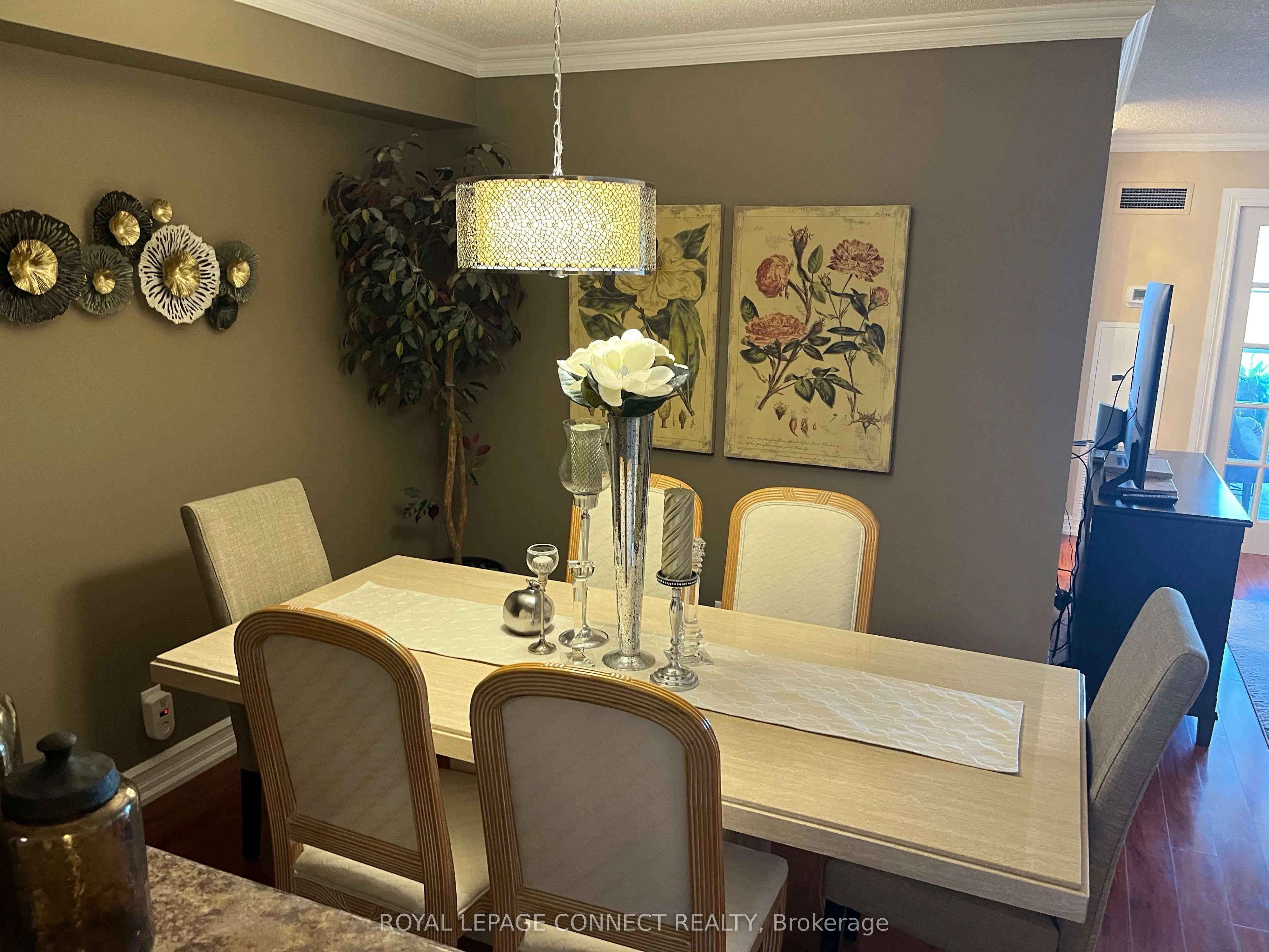 1890 Valley Farm Road, #1516