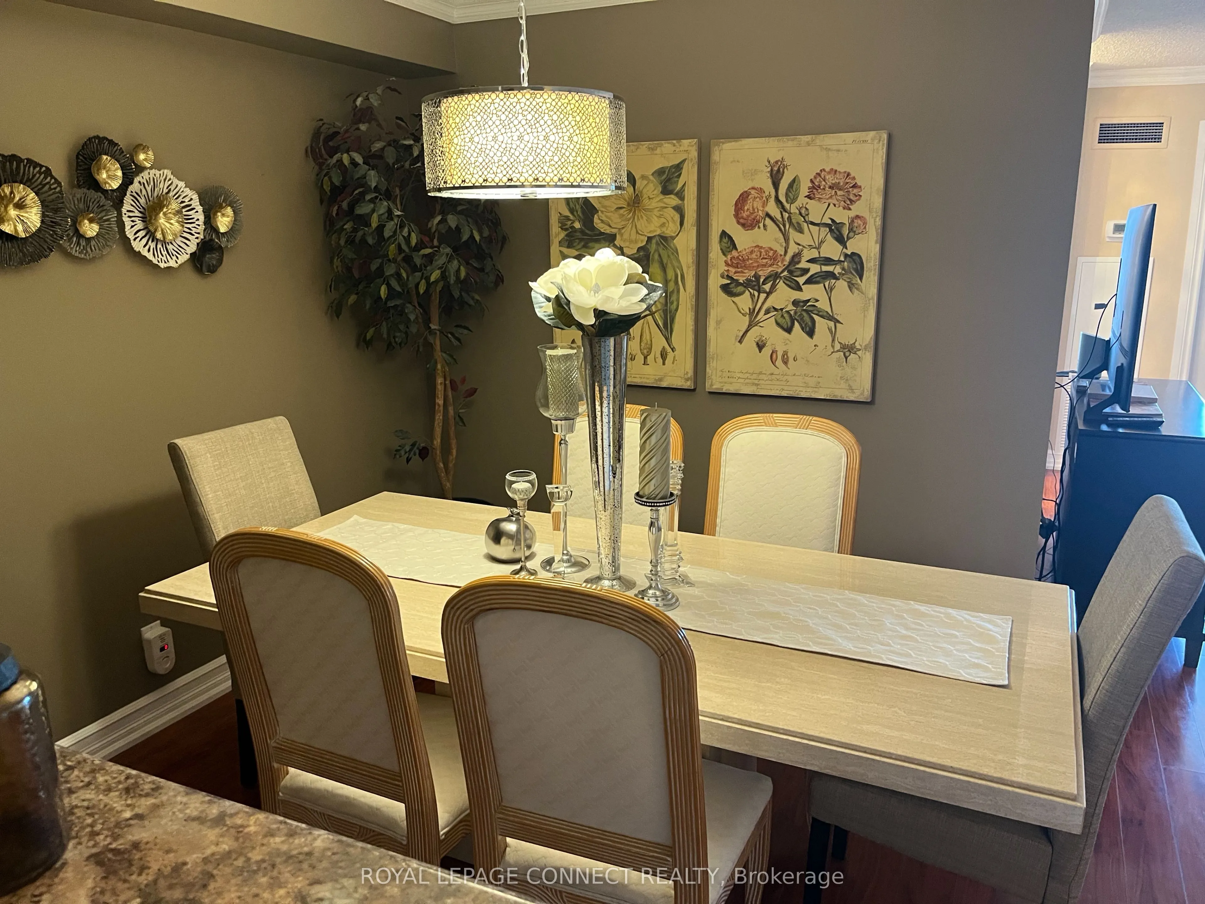 1890 Valley Farm Road, #1516
