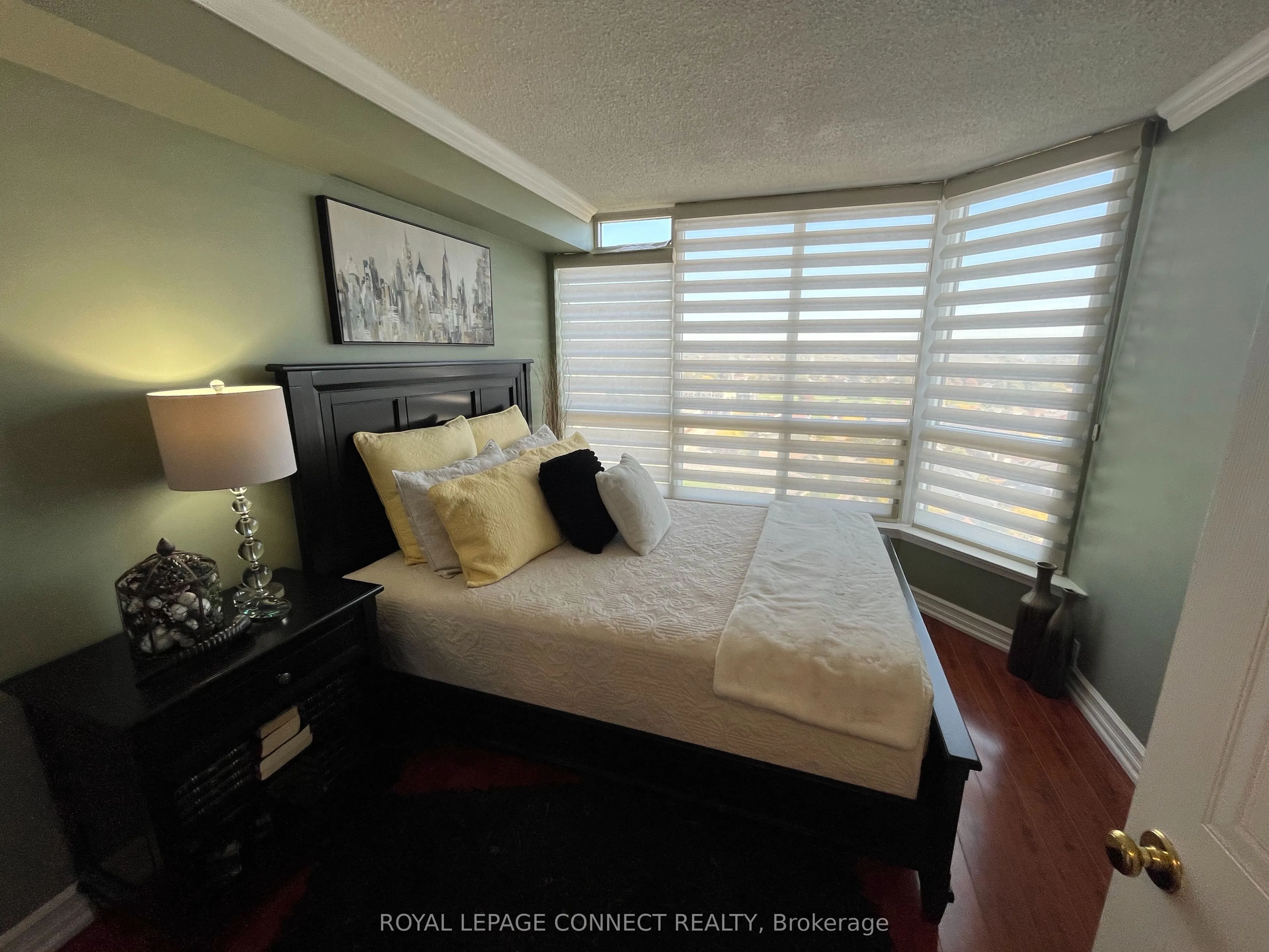 1890 Valley Farm Road, #1516