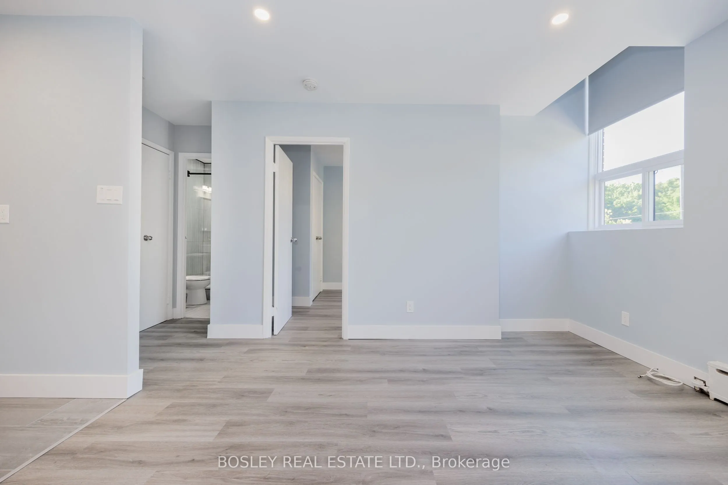 856 Kingston Road, #5