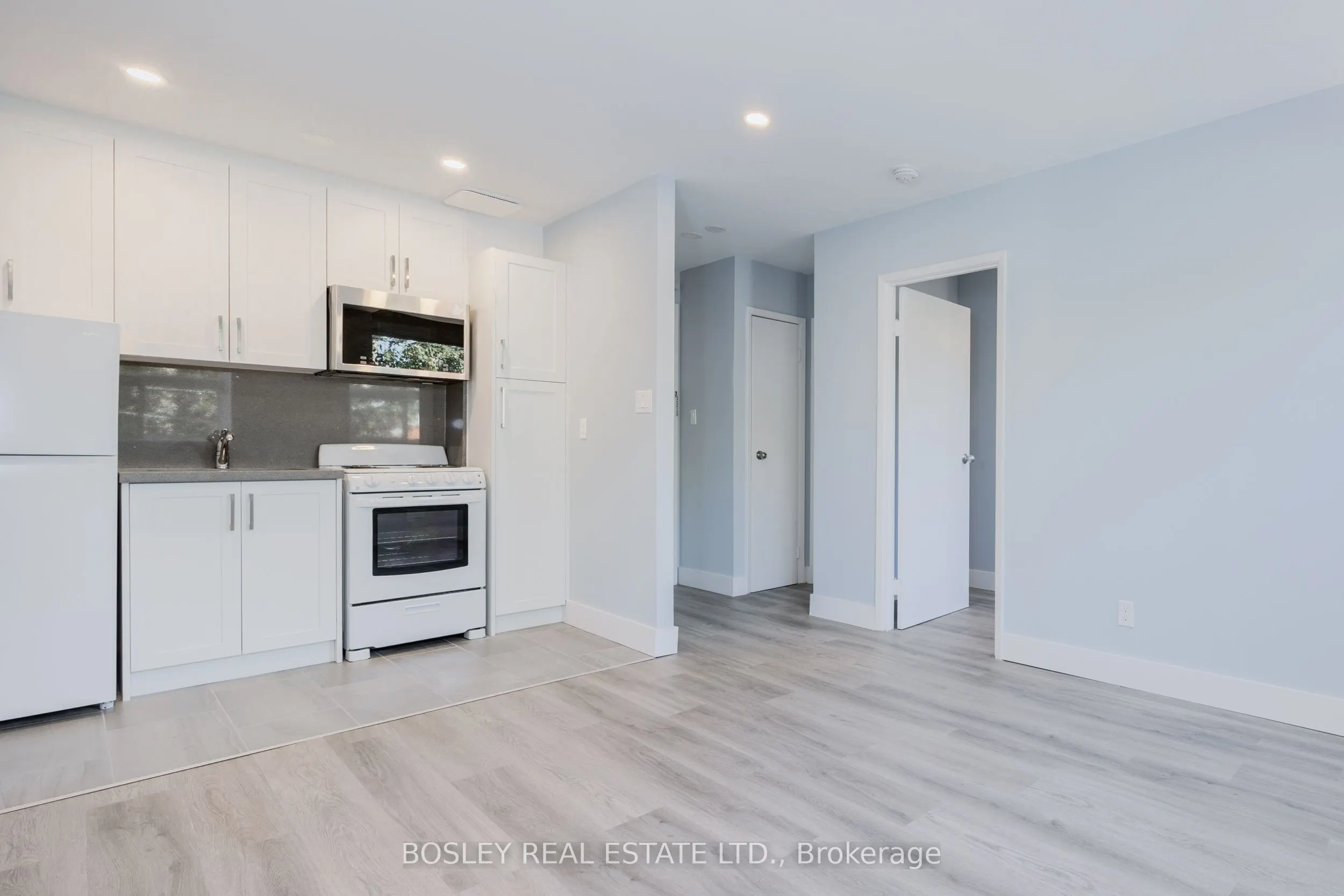 856 Kingston Road, #5