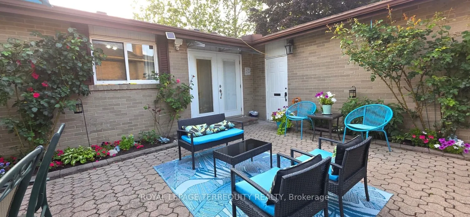 31 Stonefield Crescent