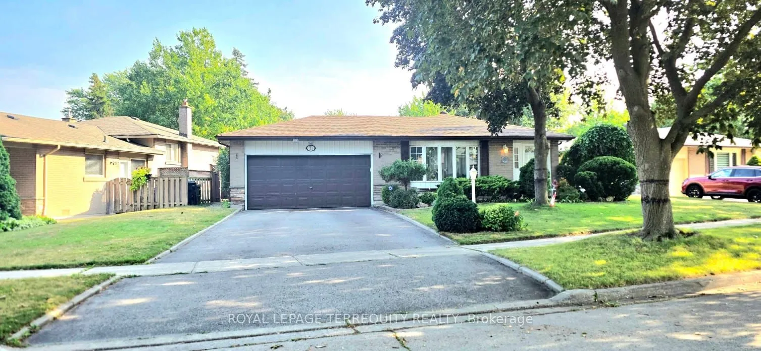 31 Stonefield Crescent