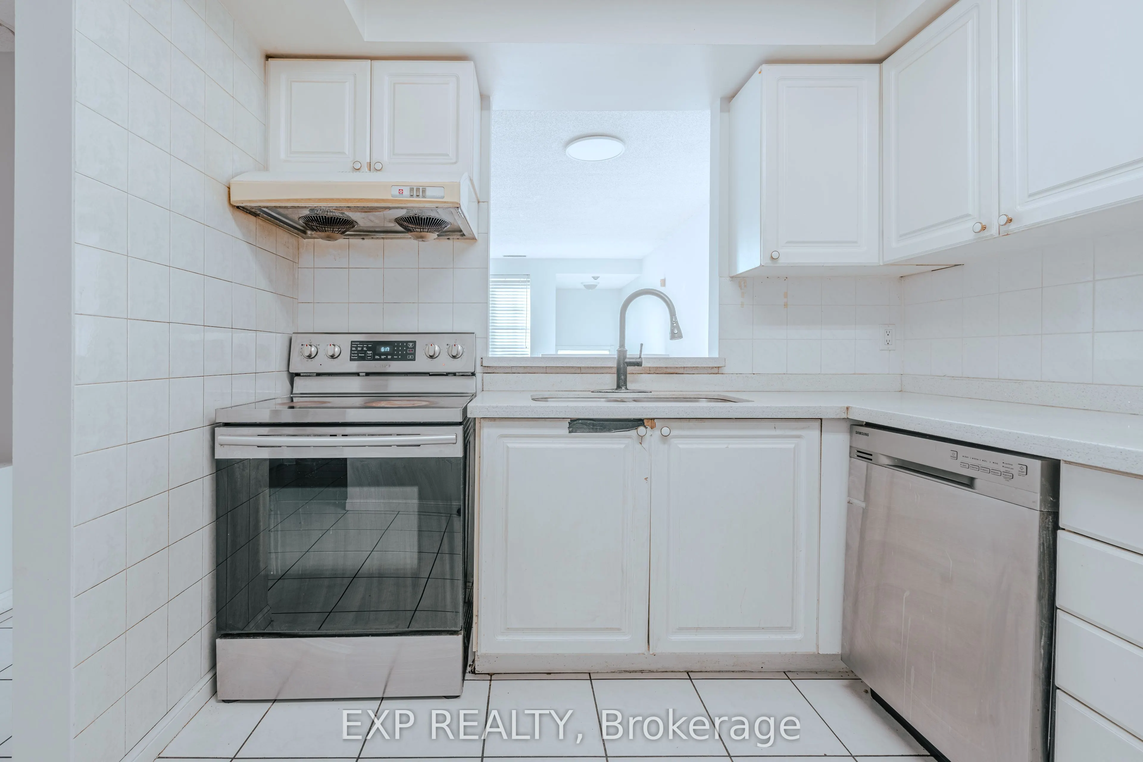 188 Bonis Avenue, #624