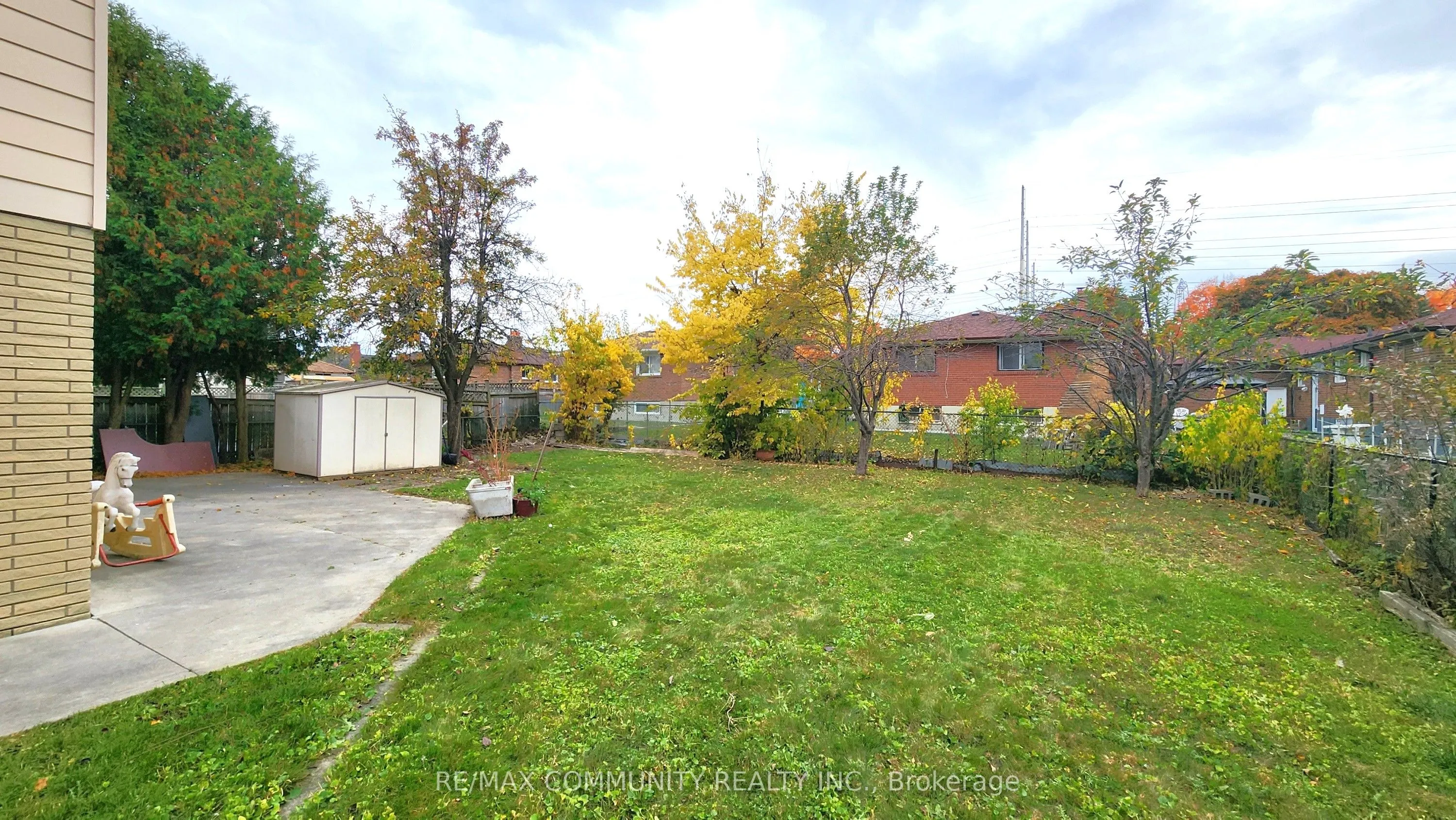 19 Purpledusk Trail, #Main