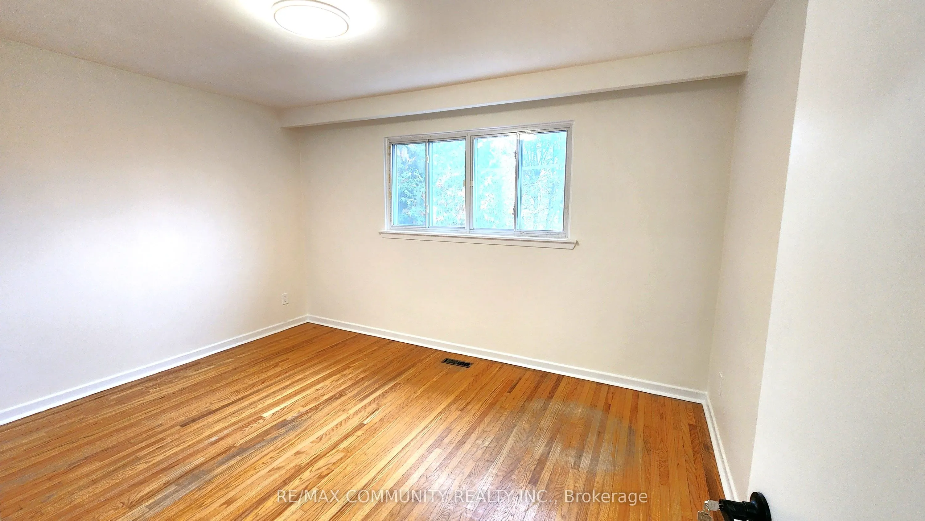 19 Purpledusk Trail, #Main