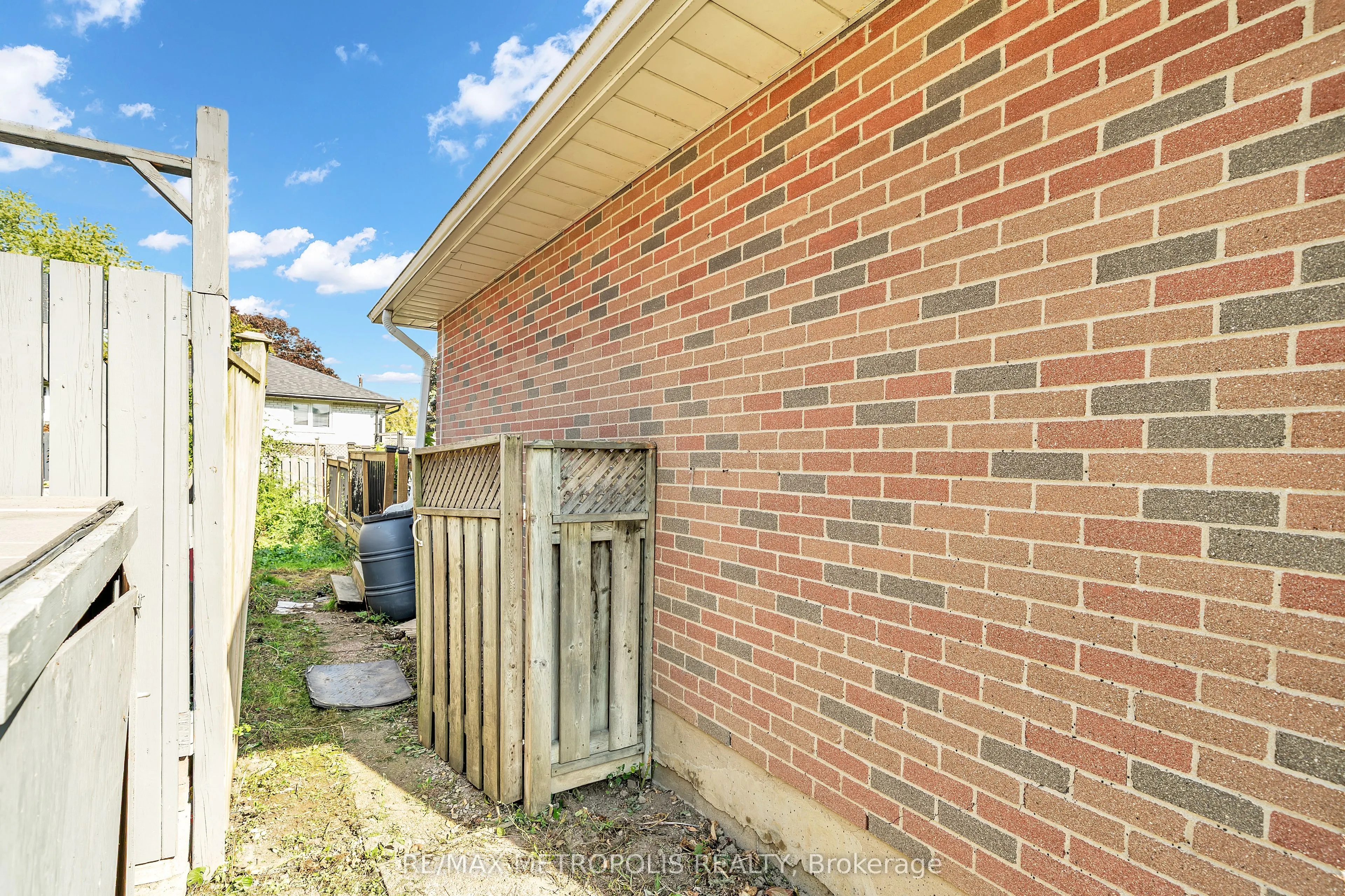 834 Sanok Drive, #Basement