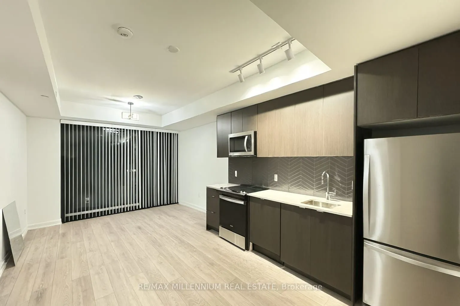 1606 Charles Street, #401 A