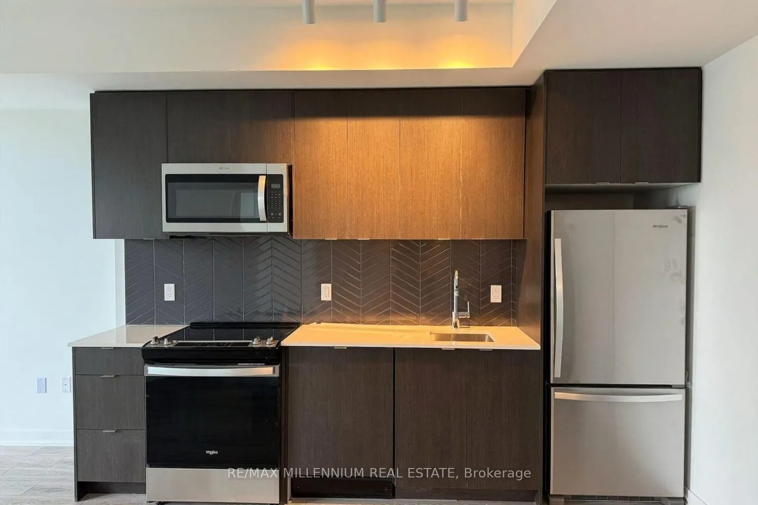 1606 Charles Street, #401 A