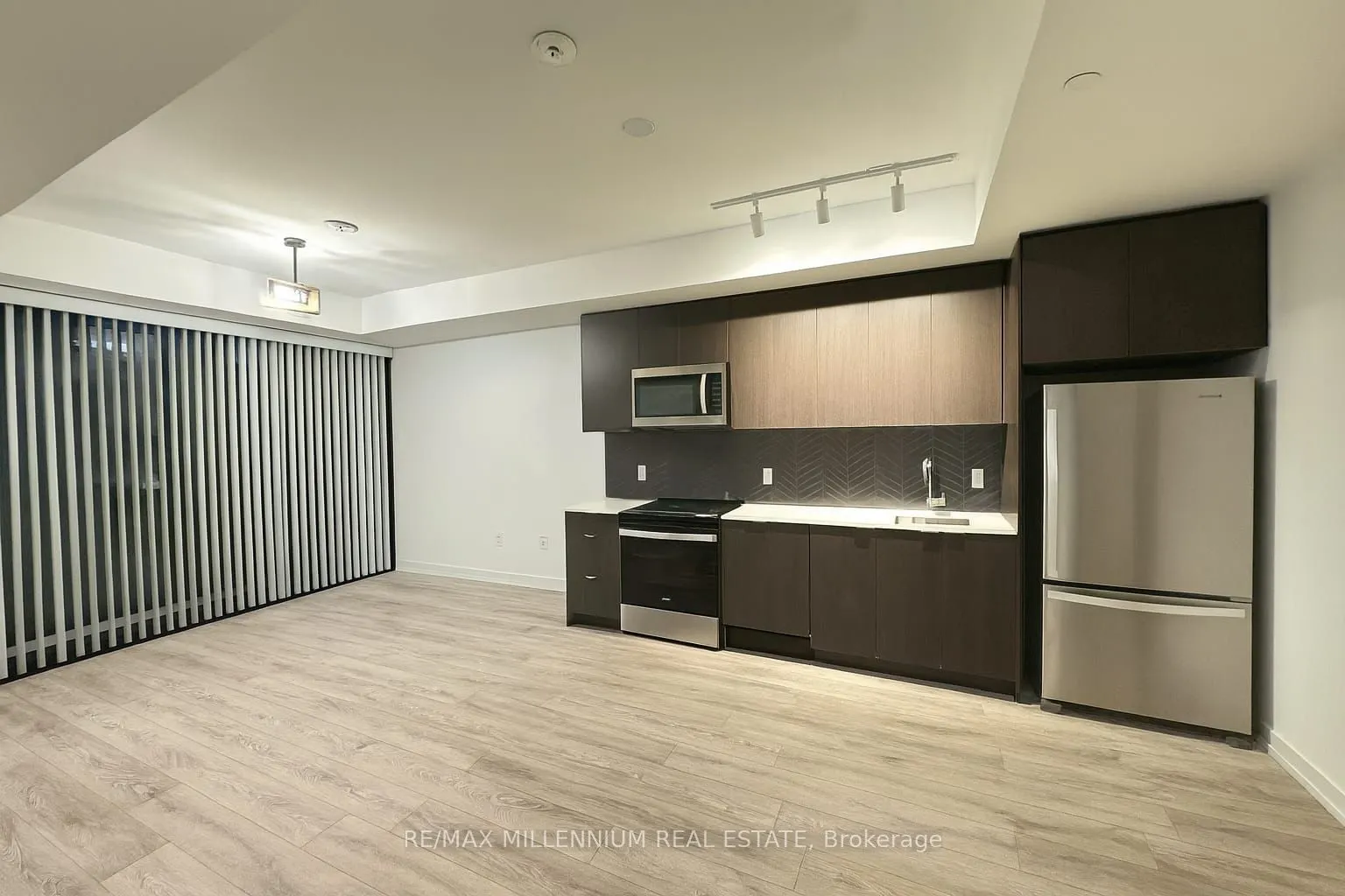1606 Charles Street, #401 A