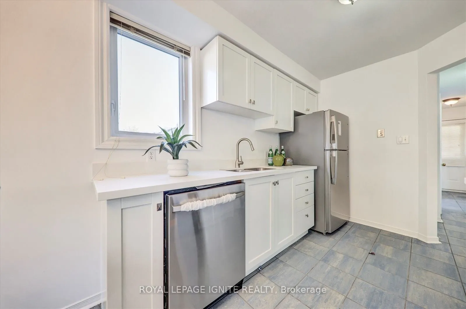 1345 Altona Road, #41