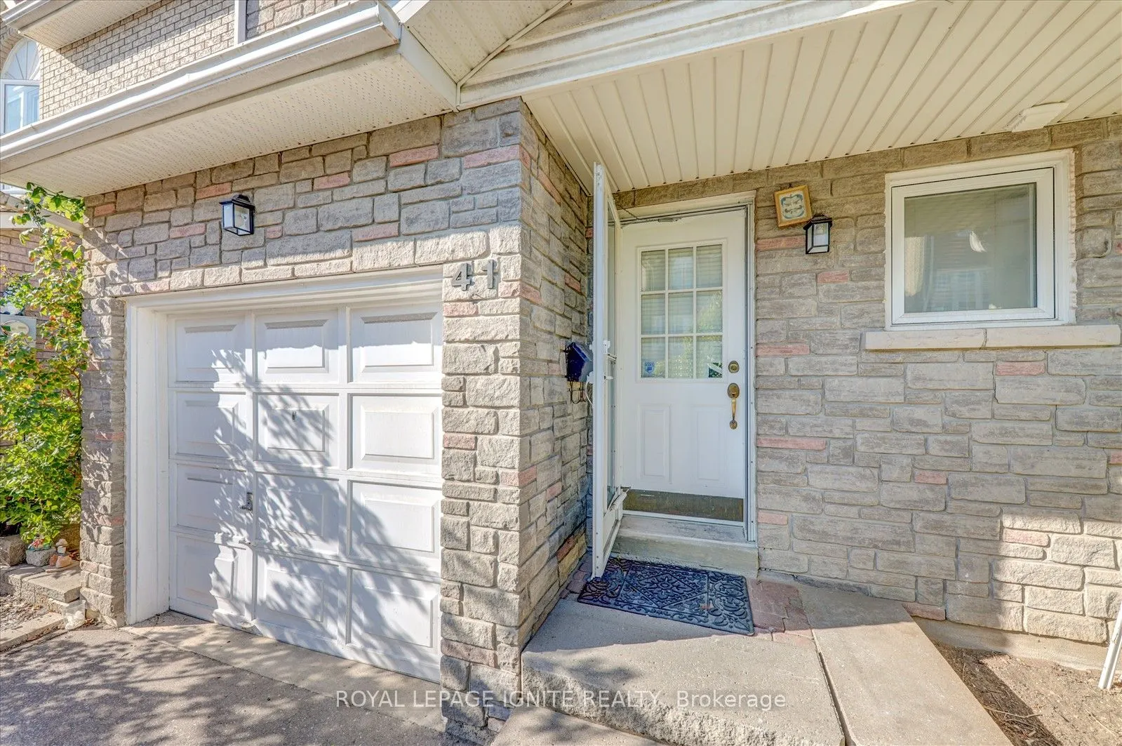 1345 Altona Road, #41