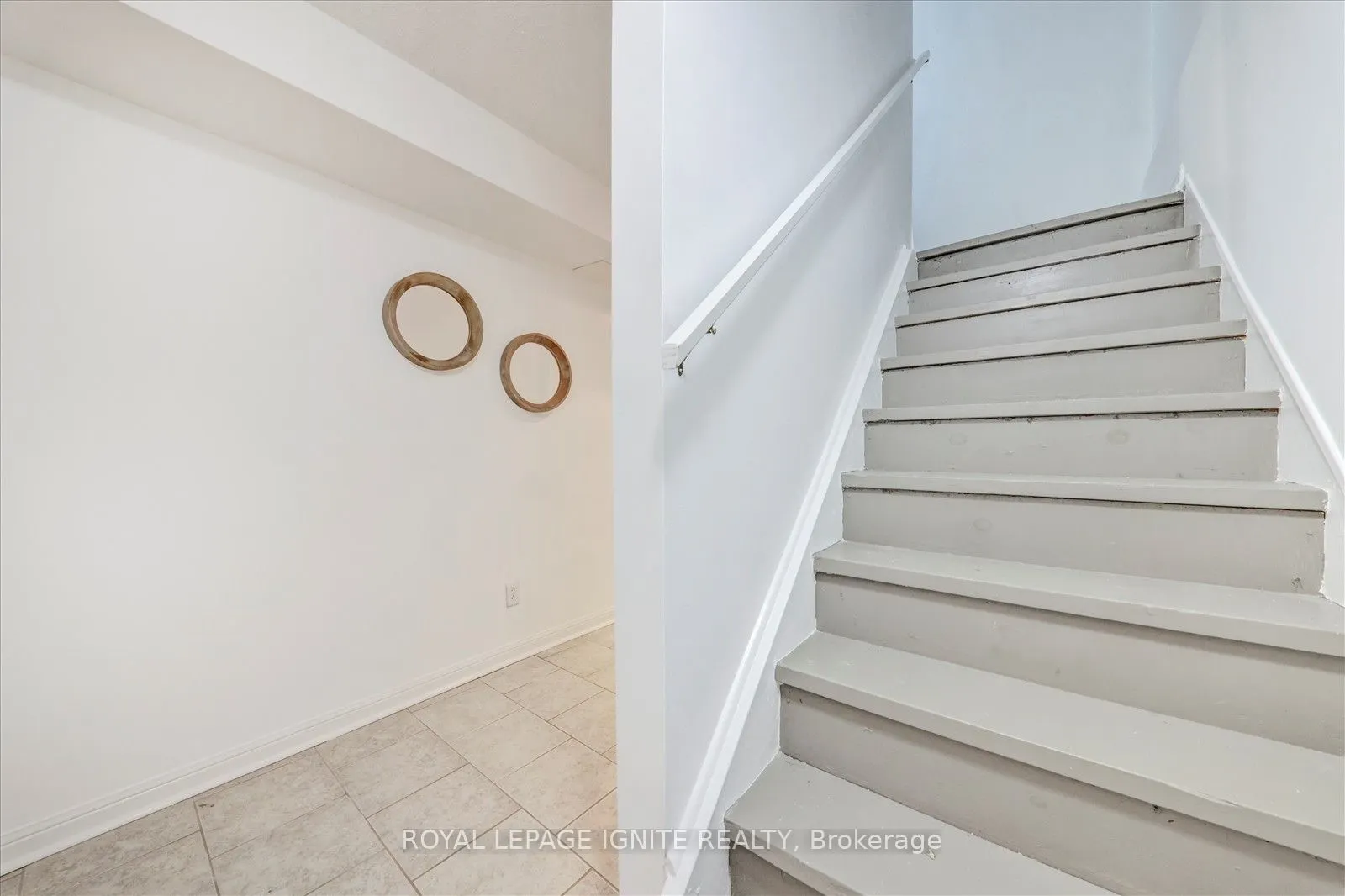 1345 Altona Road, #41