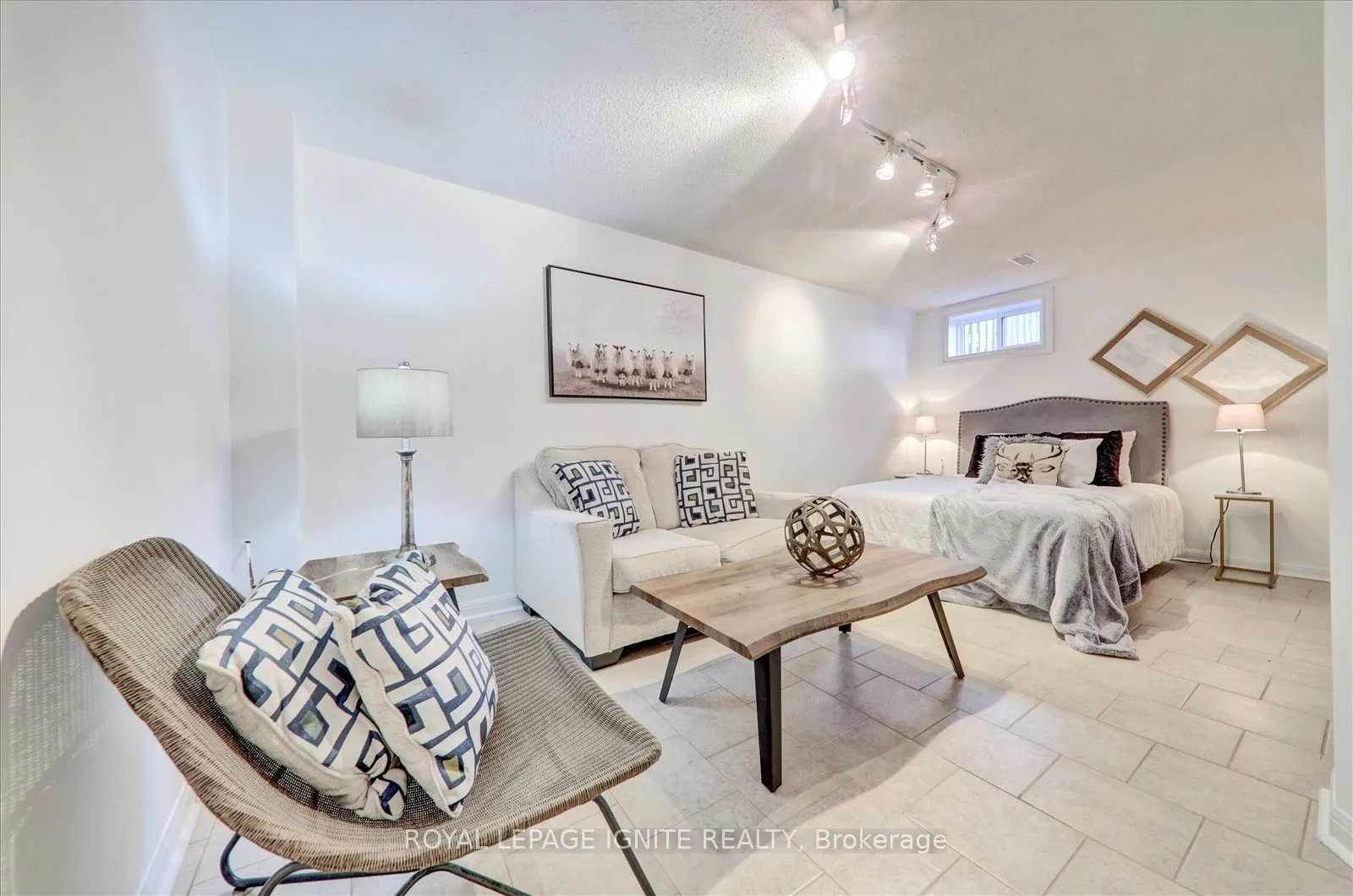 1345 Altona Road, #41