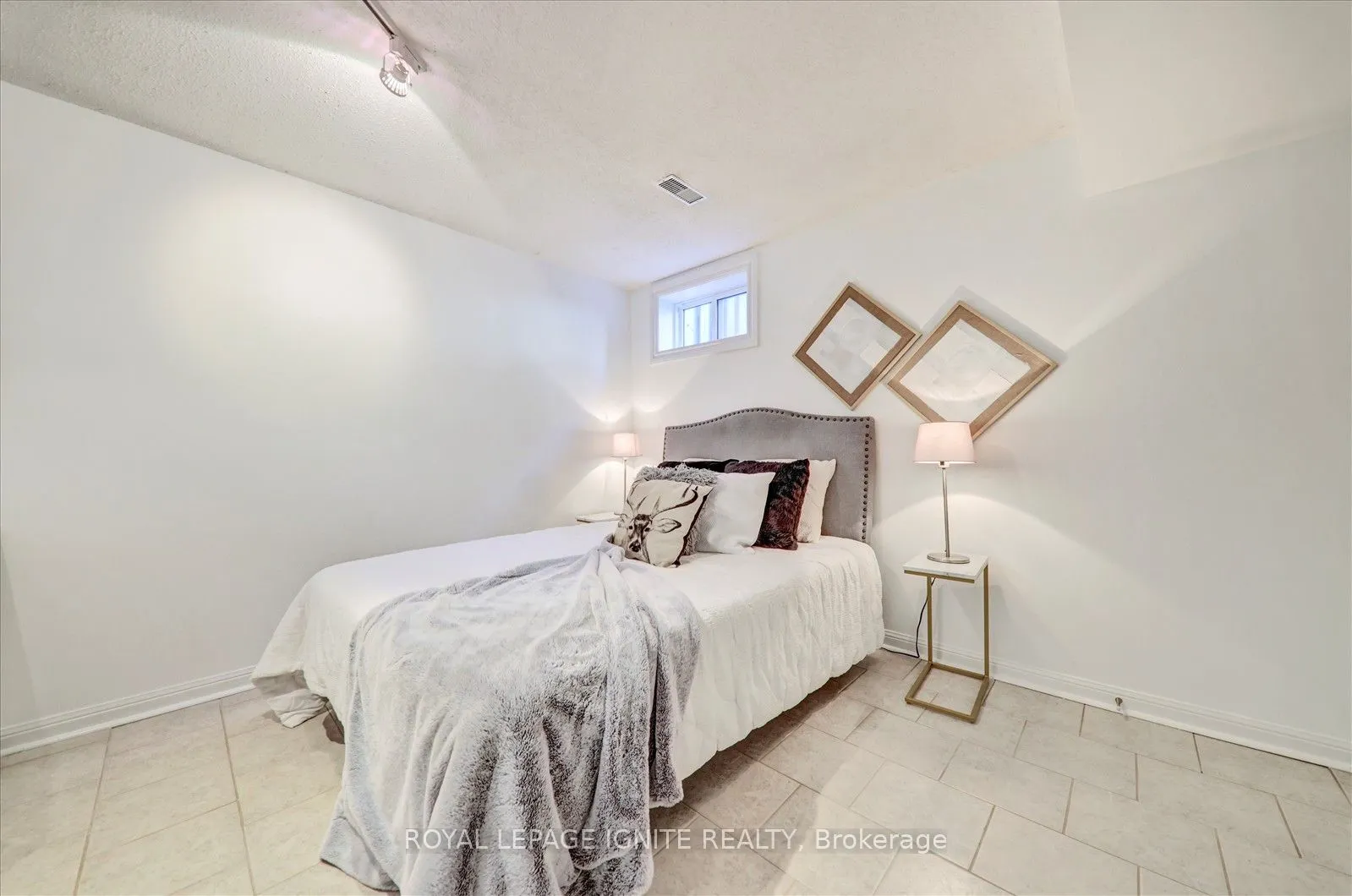 1345 Altona Road, #41