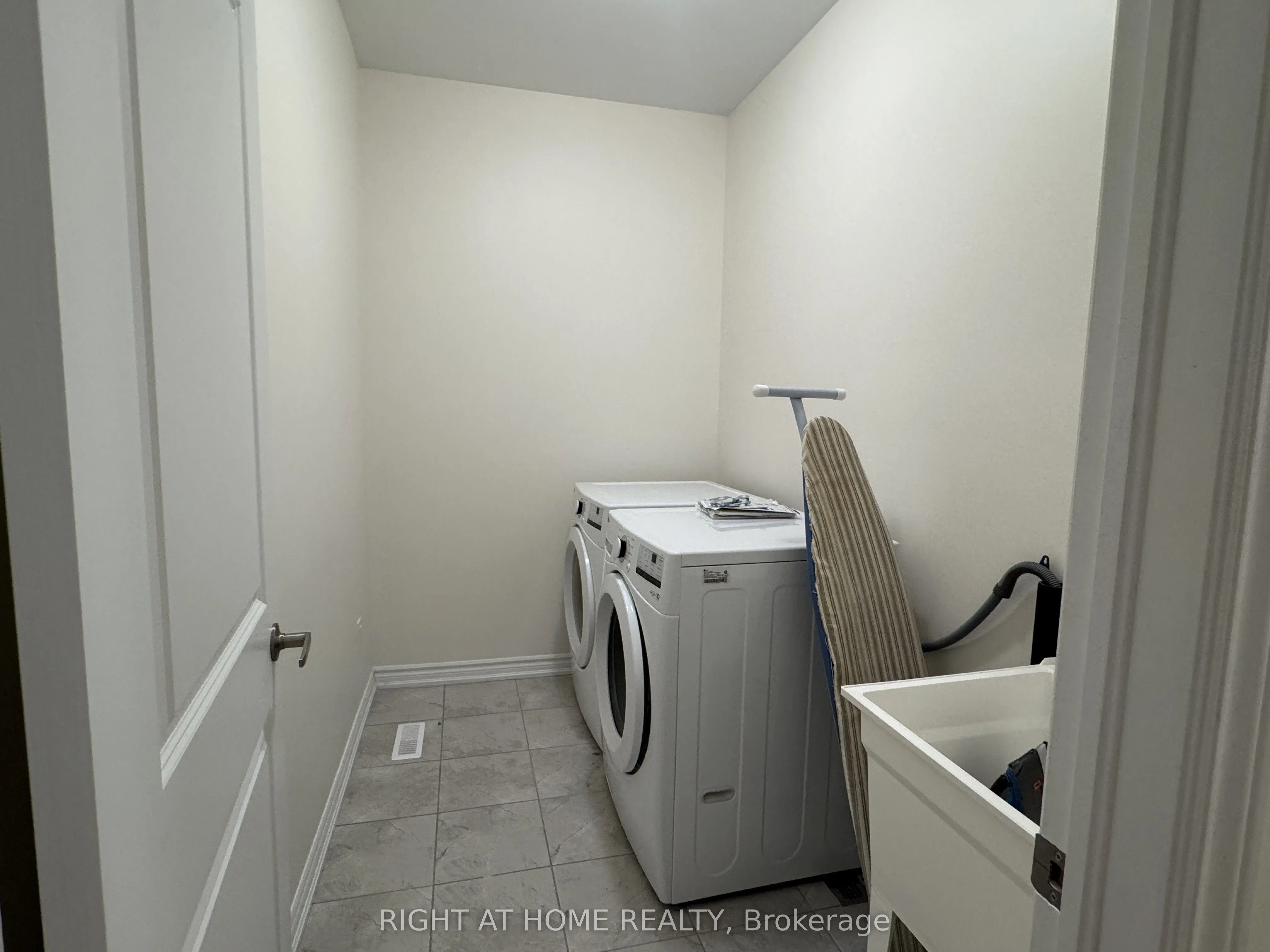 1202 Rexton Drive