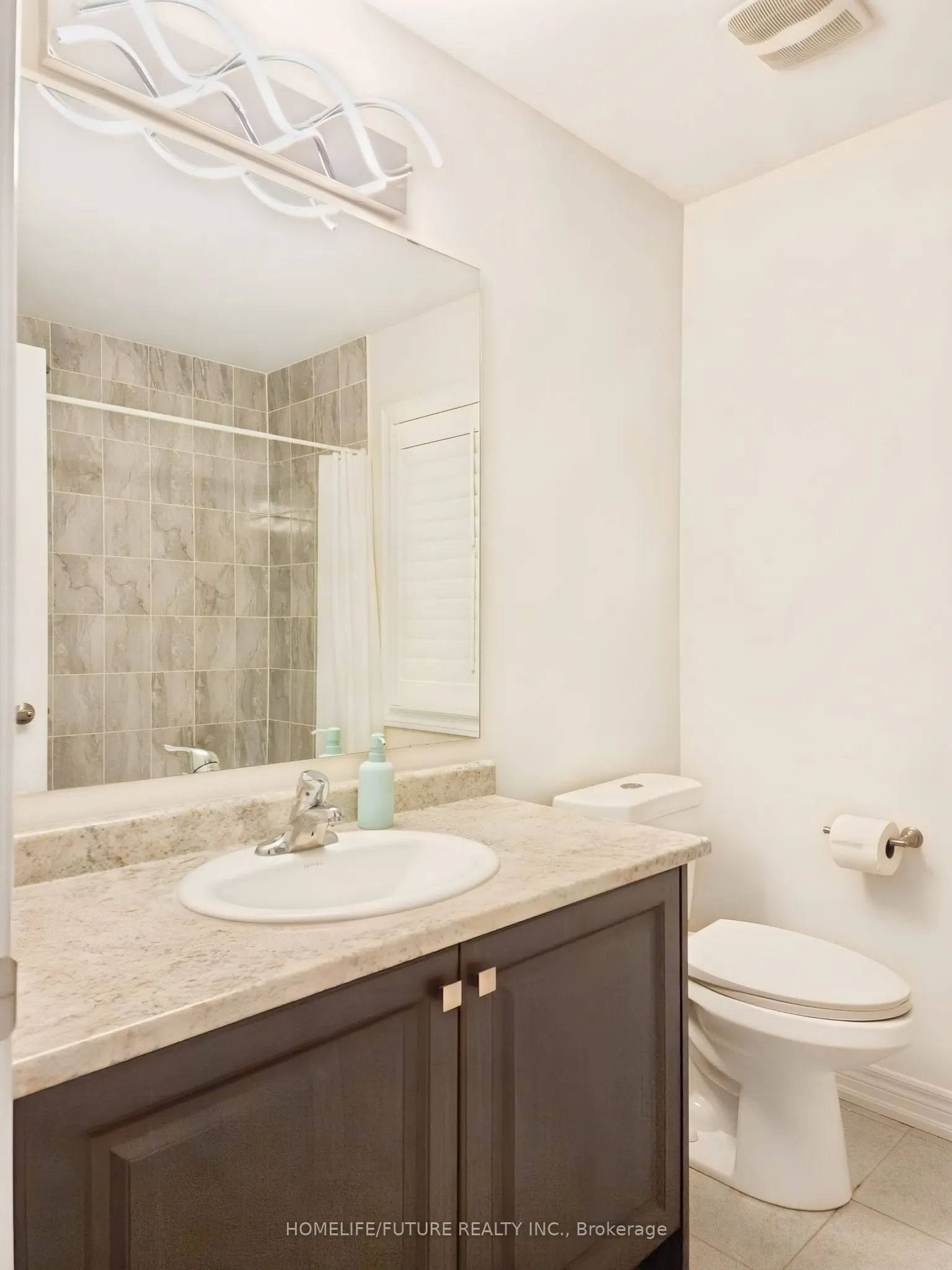 2426 Hibiscus Drive