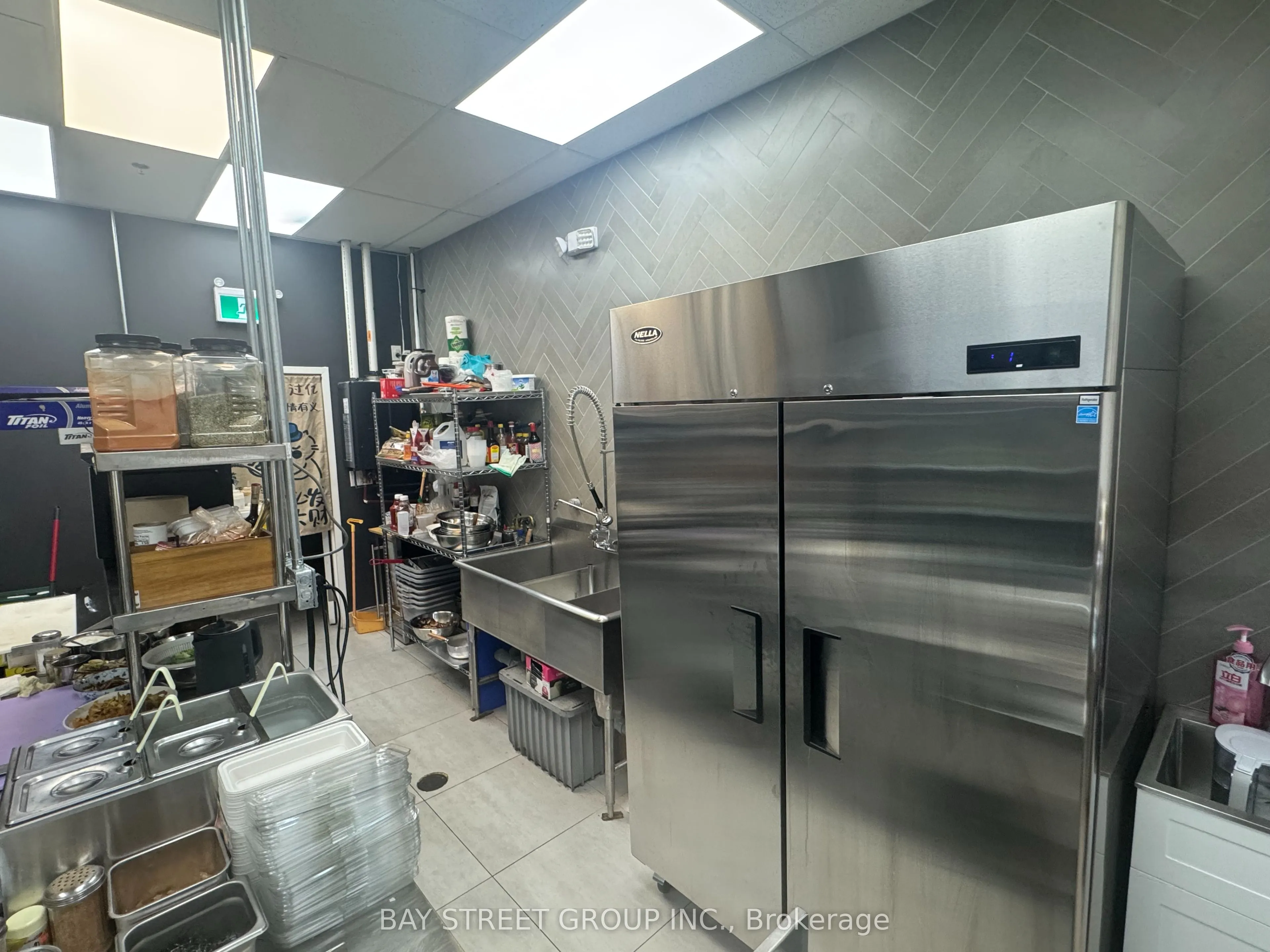 3262 Midland Avenue, #E106