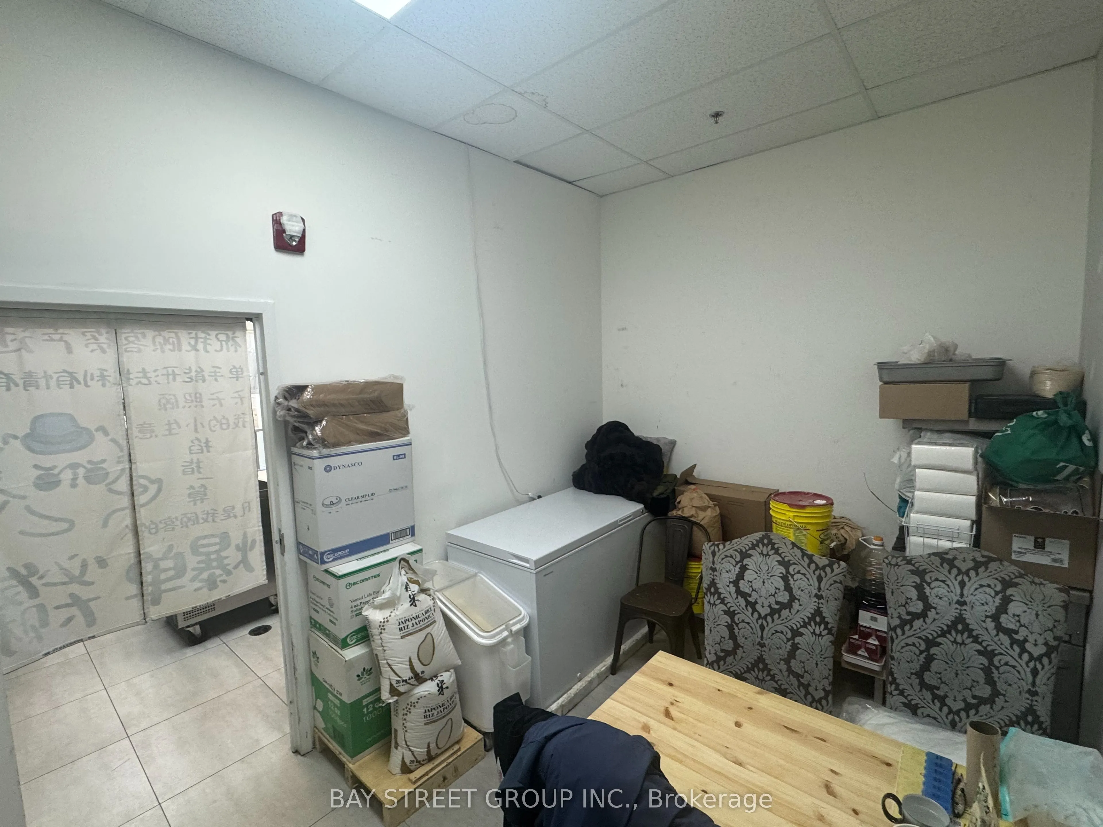 3262 Midland Avenue, #E106
