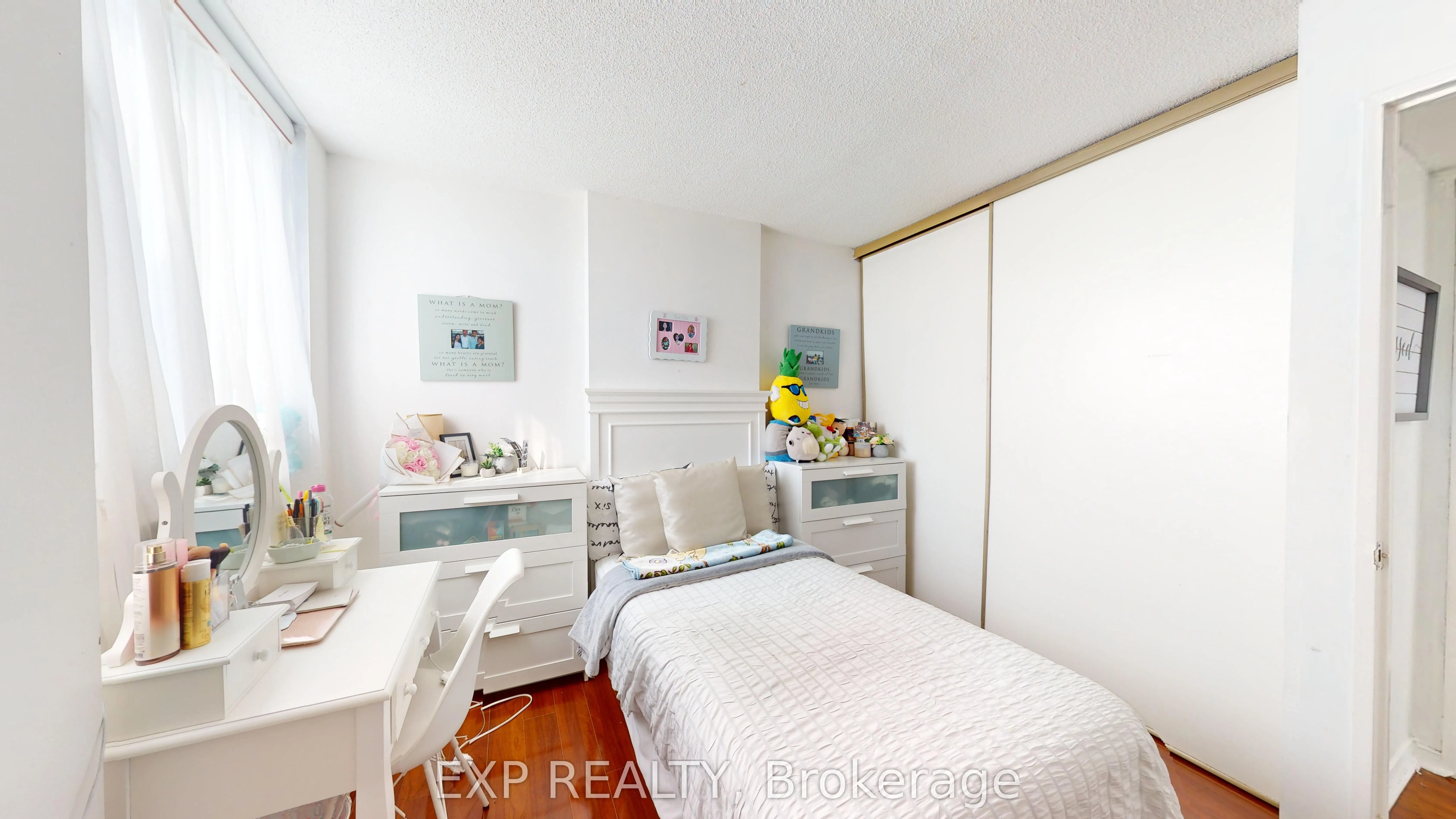 330 McCowan Road, #712