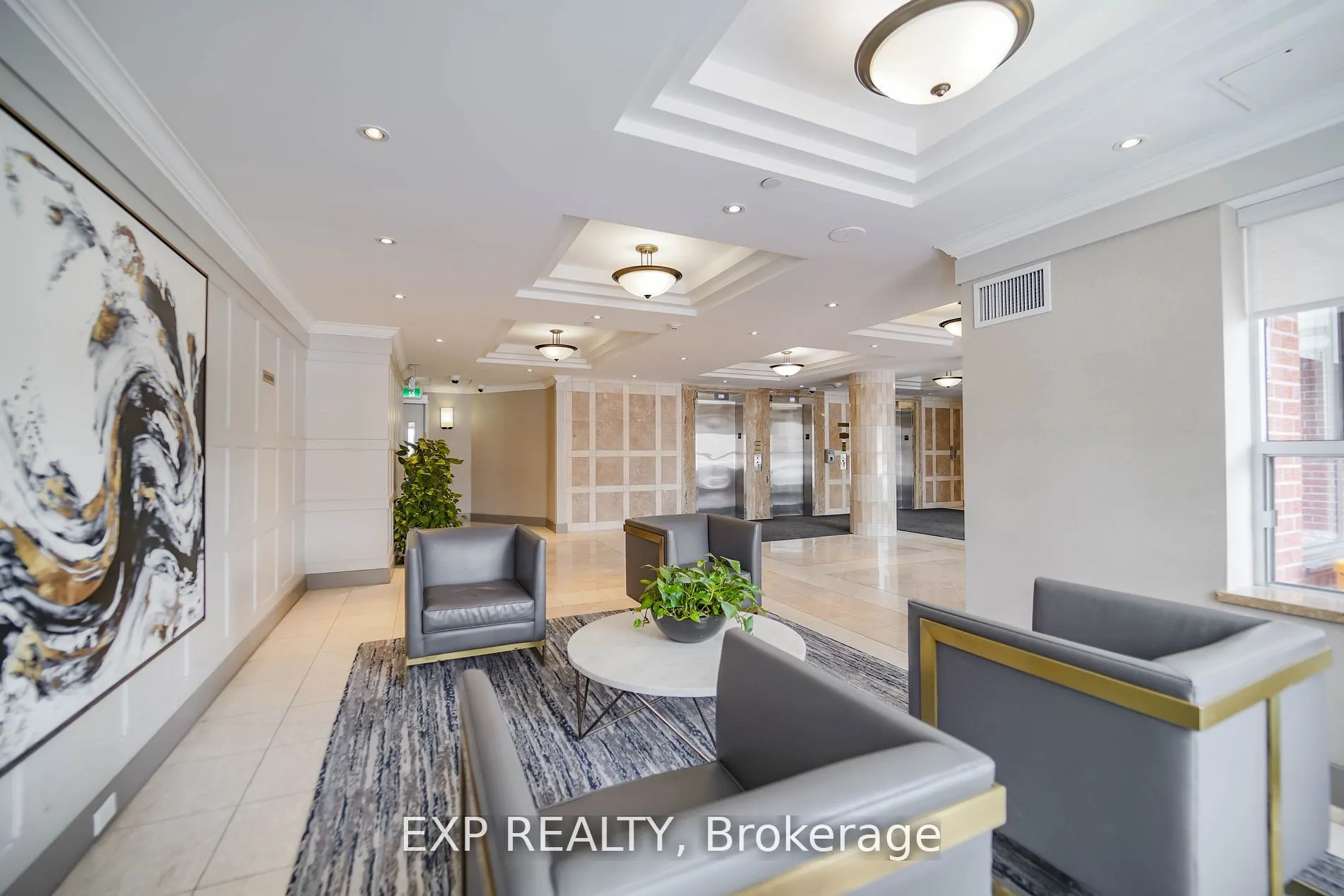 330 McCowan Road, #712