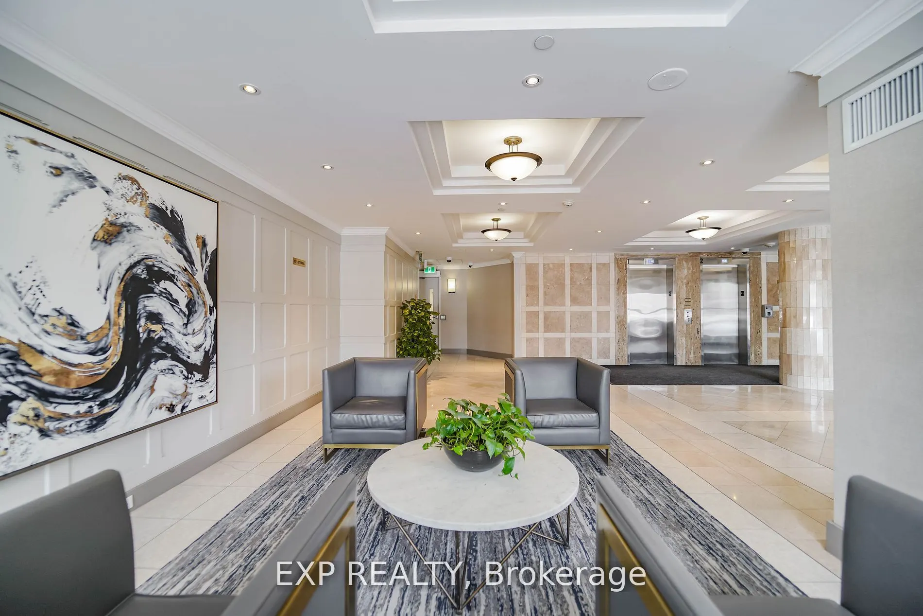330 McCowan Road, #712