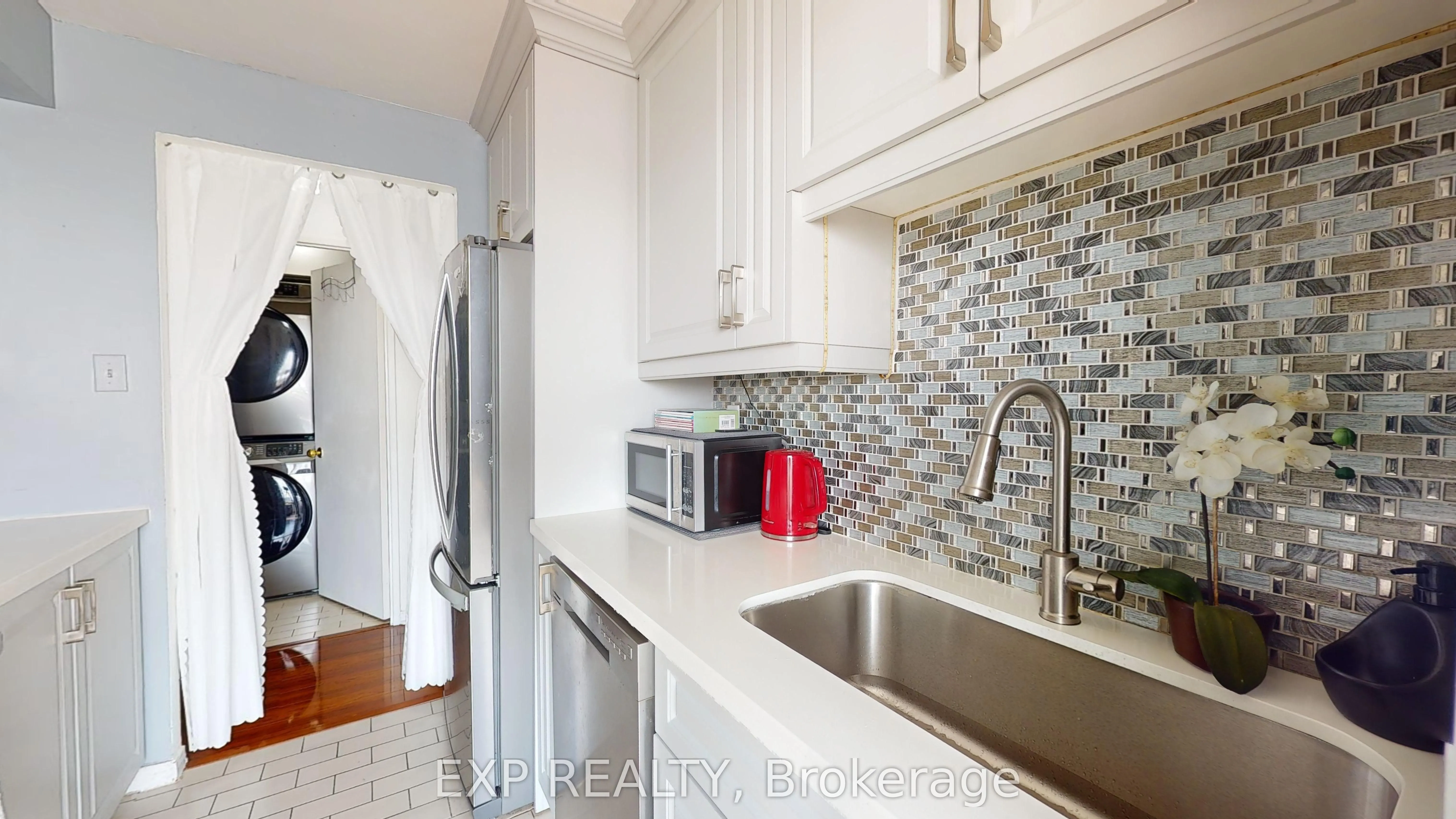 330 McCowan Road, #712