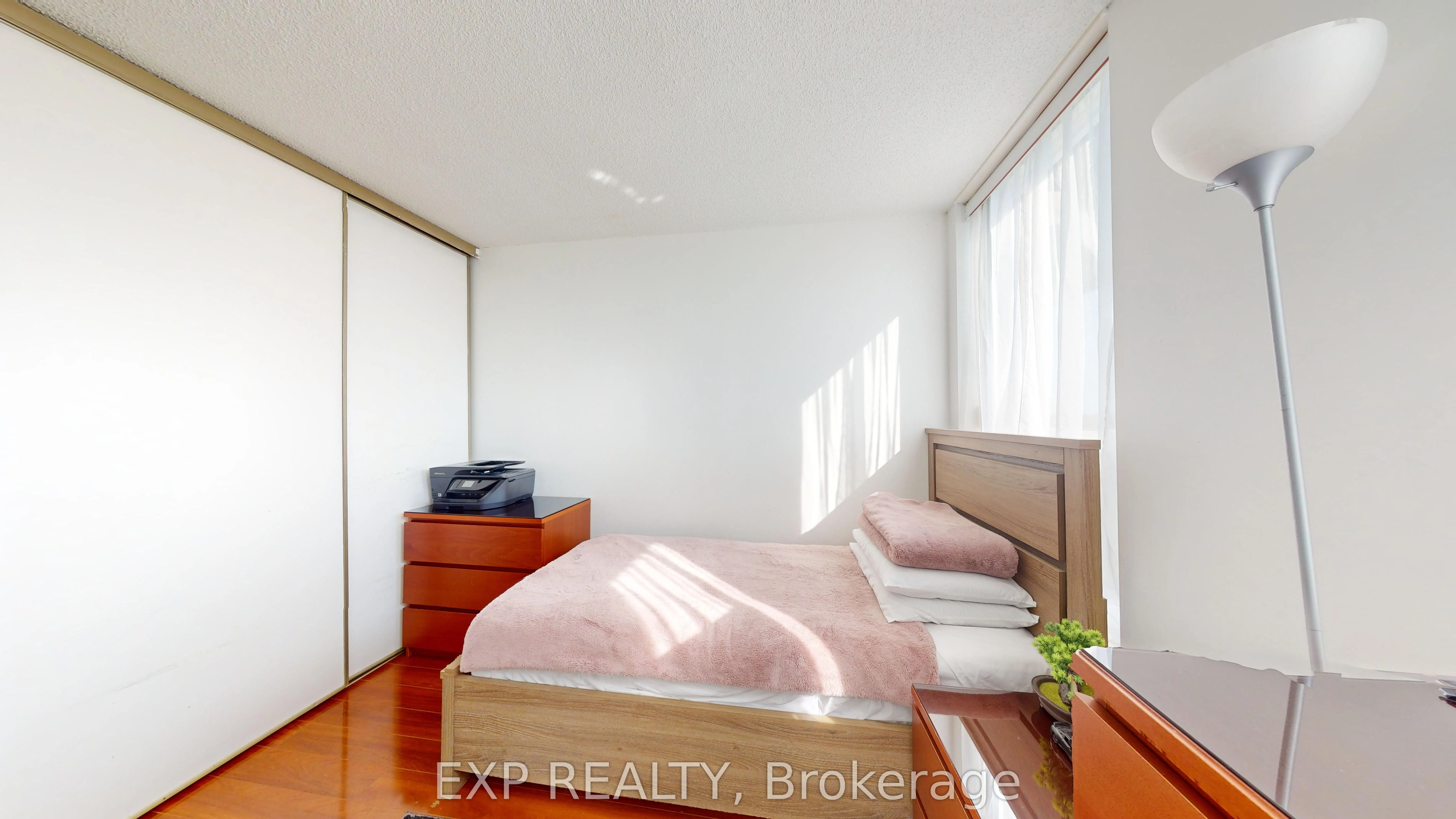 330 McCowan Road, #712