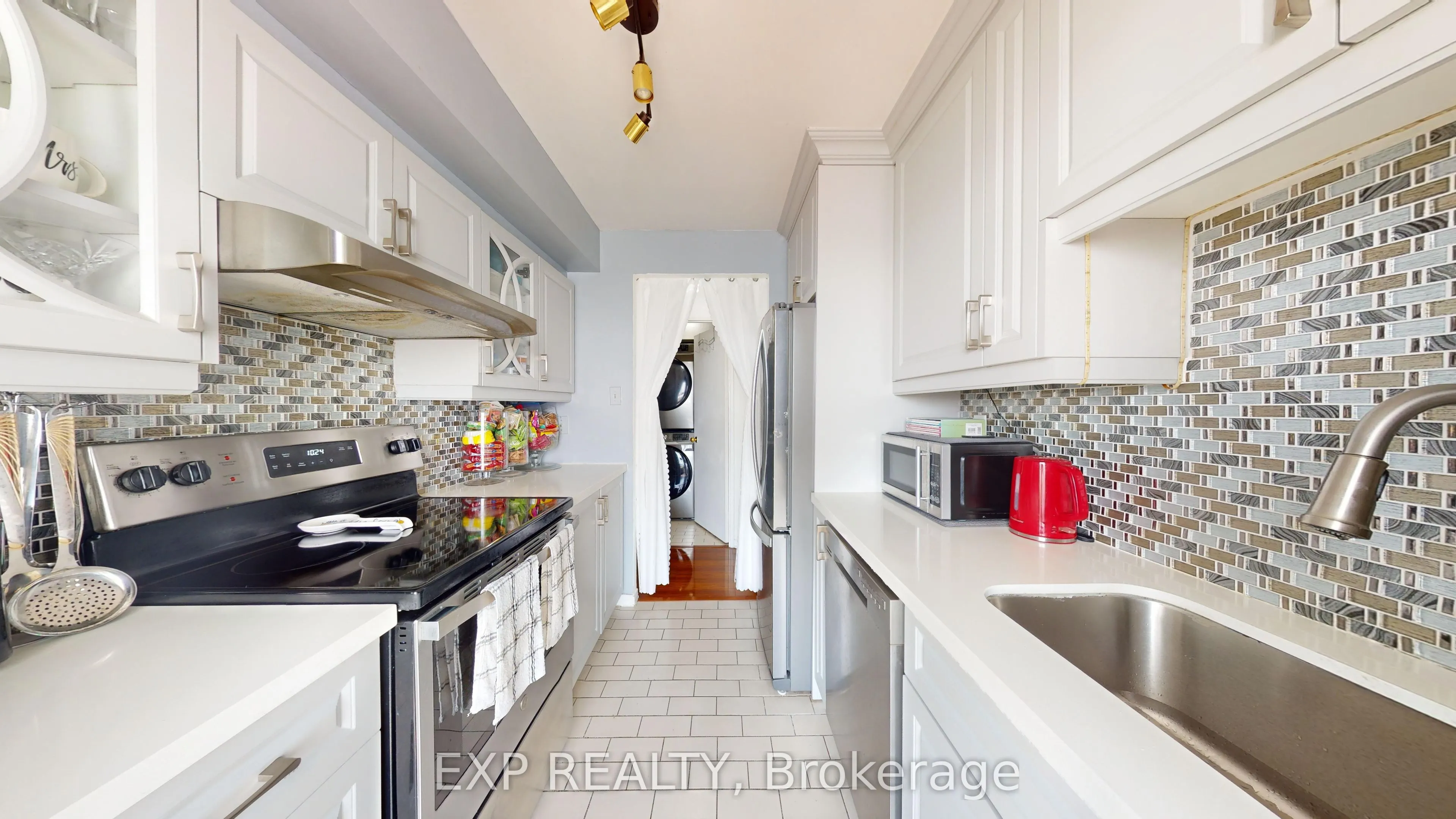 330 McCowan Road, #712