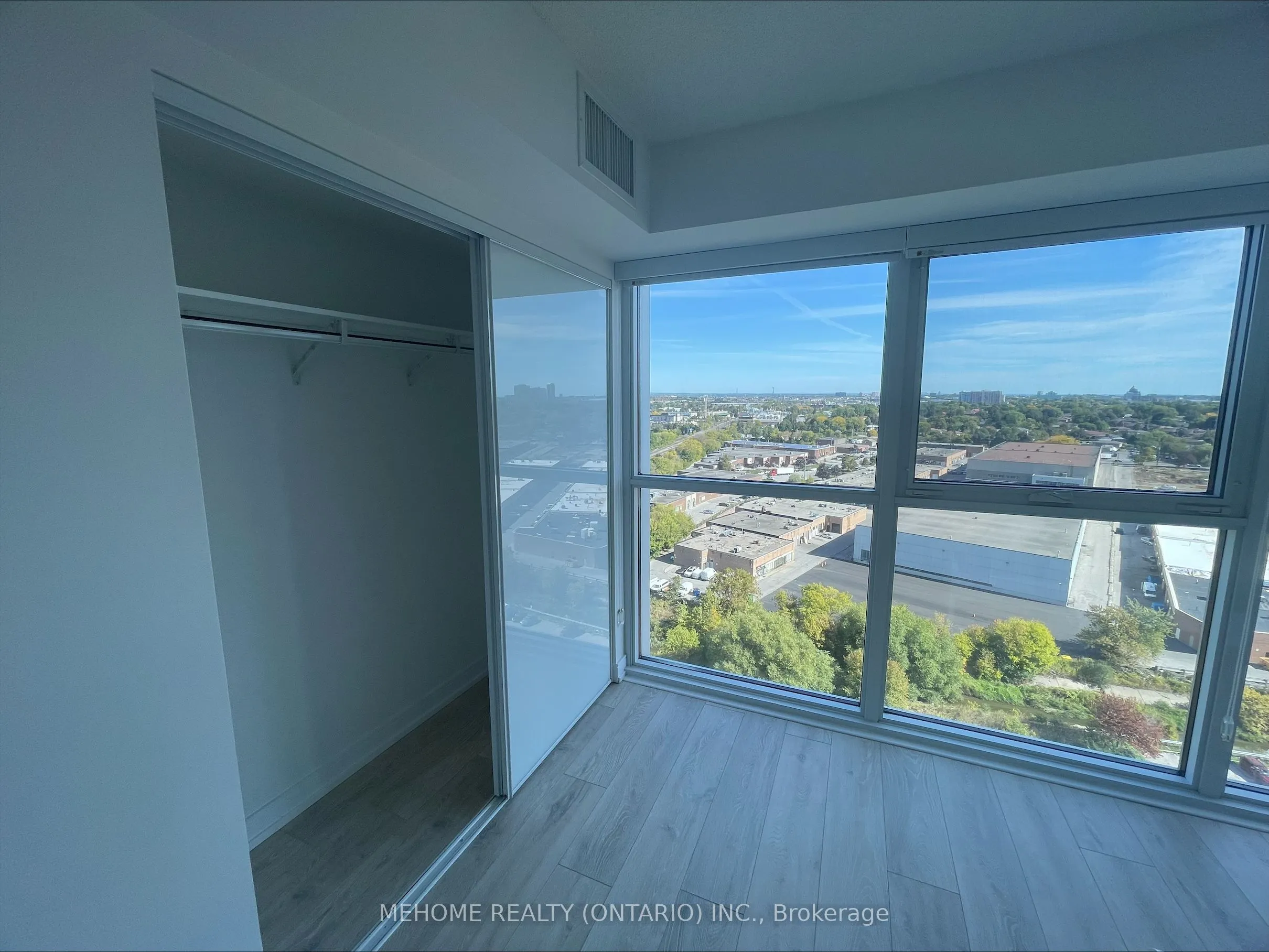 225 Village Green Square, #1602