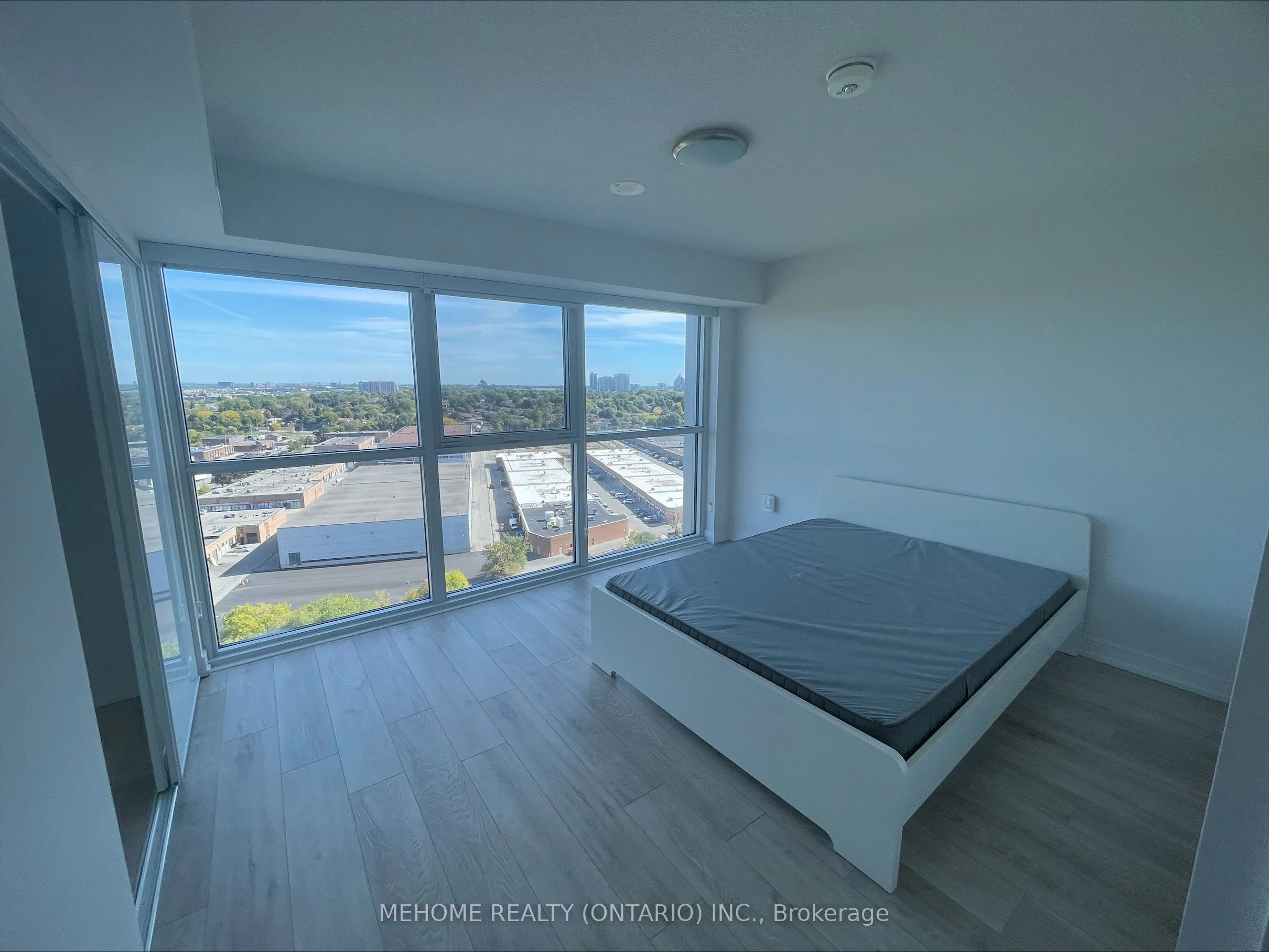 225 Village Green Square, #1602
