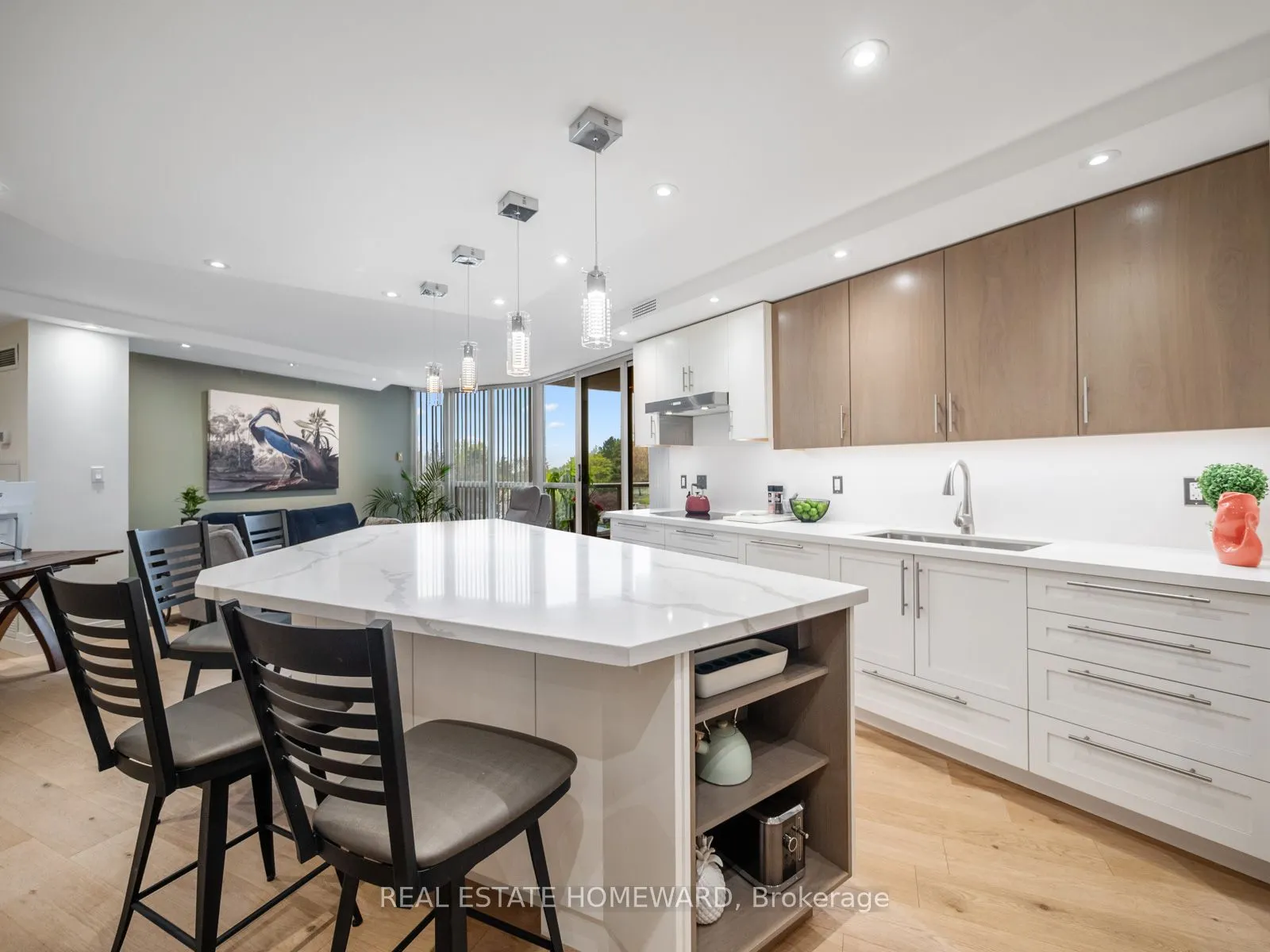 20 Guildwood Parkway, #311