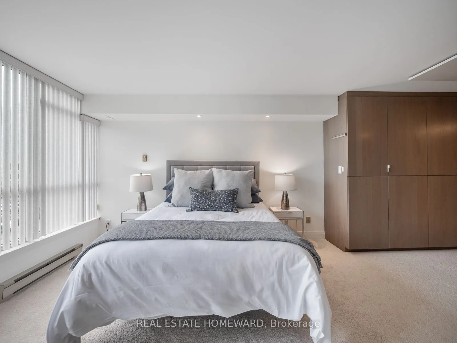20 Guildwood Parkway, #311