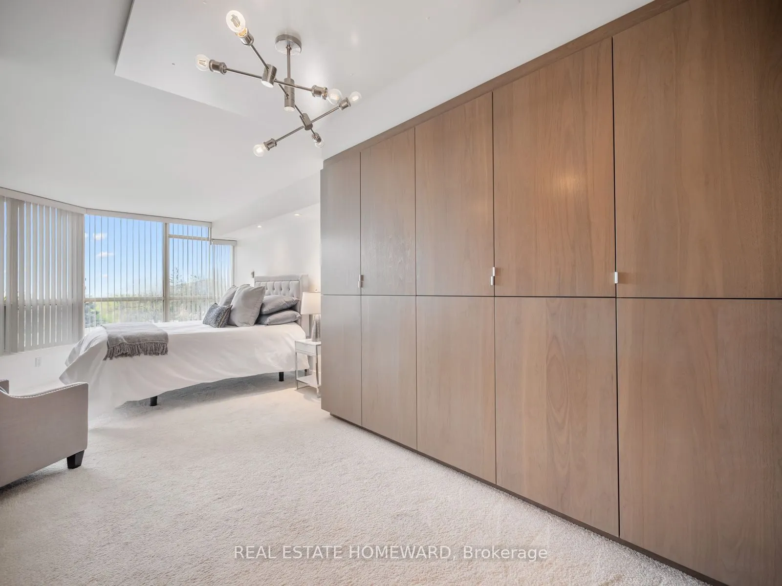 20 Guildwood Parkway, #311