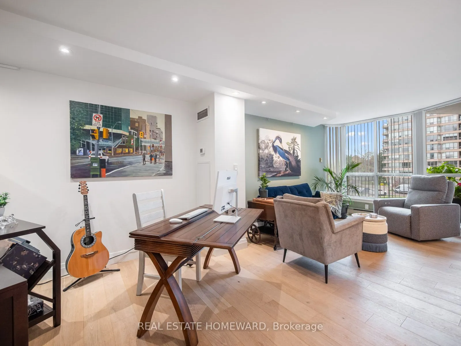 20 Guildwood Parkway, #311