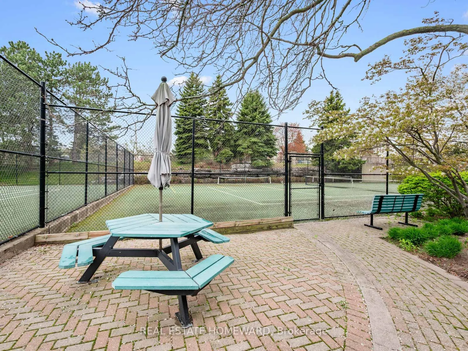 20 Guildwood Parkway, #311